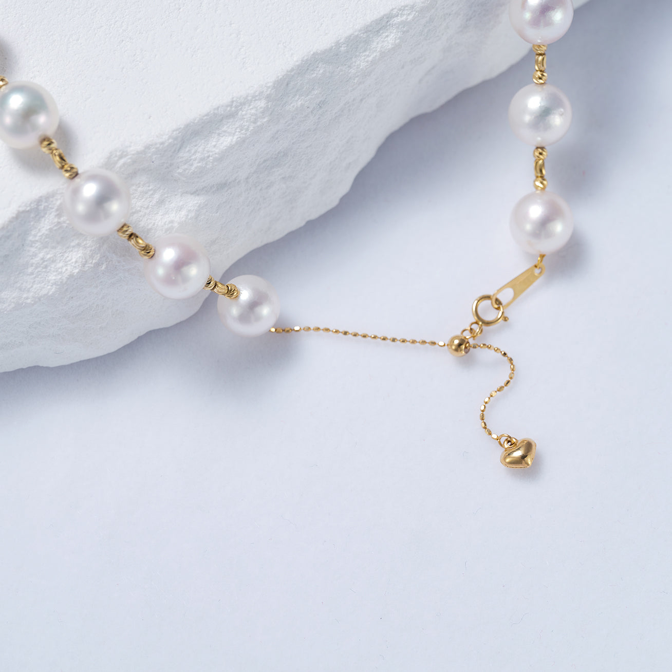 18K Gold Lustrous Aurora Akoya Pearl Necklace KN00190 - Elegant Jewelry for Weddings, Parties & Special Occasions
