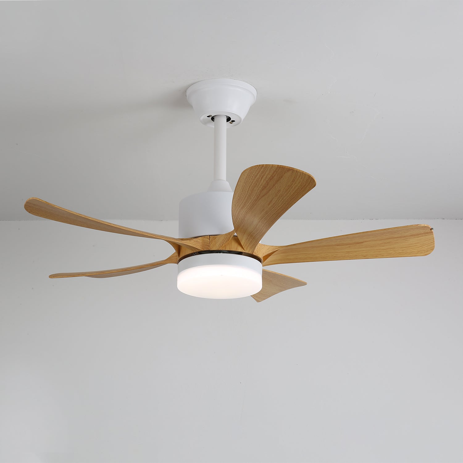 Avenli Modern Ceiling Fan with LED Light Kit - Remote Control, Quiet Reversible Motor - Perfect for Living Room, Bedroom, and Outdoor Patio