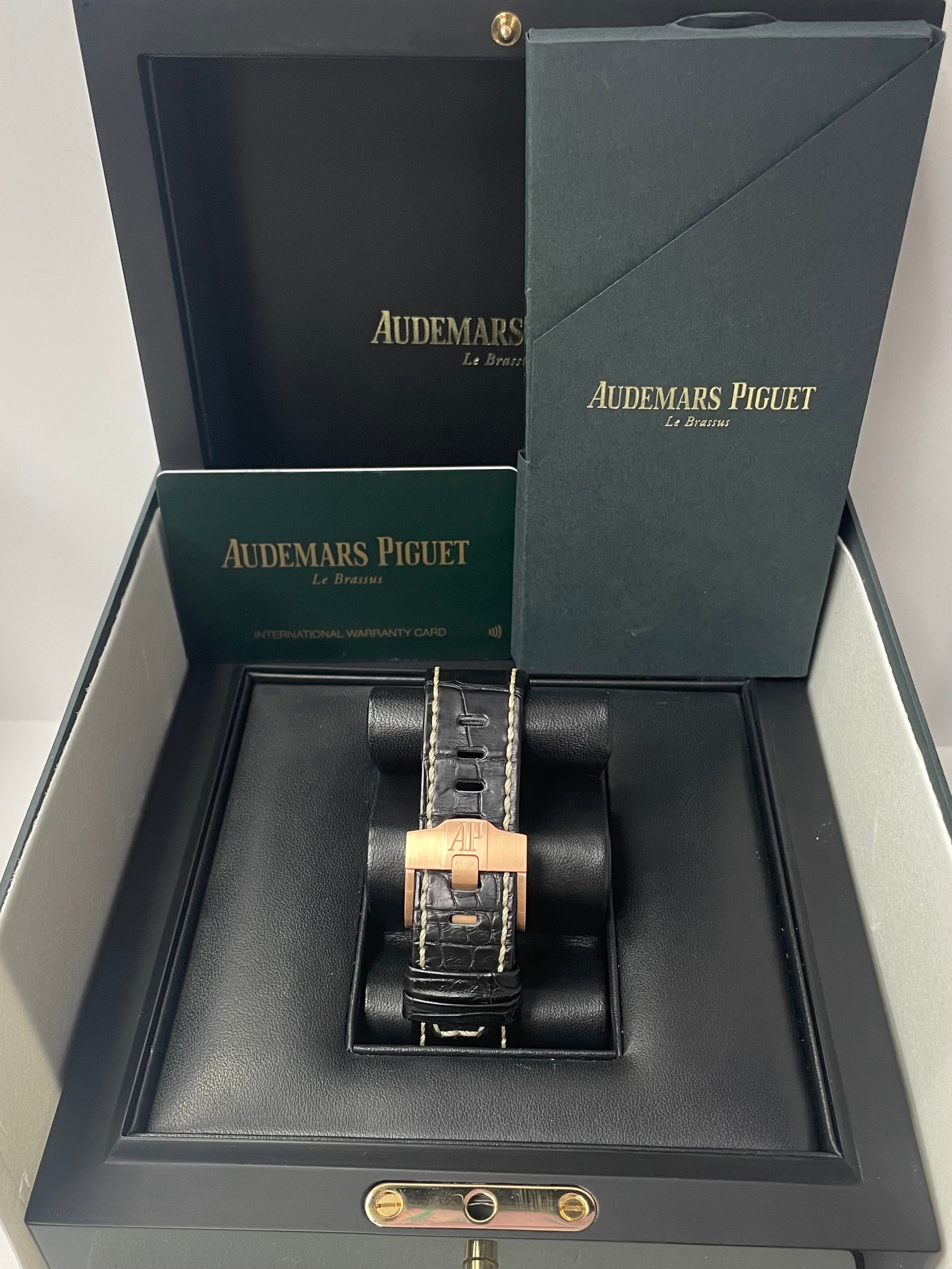 Audemars Piguet Royal Oak Offshore Selfwinding Chronograph Men's Watch - 18K Rose Gold Case, Black Dial with Rose Gold Subdials, Ceramic Bezel (Ref#26470OR.OO.A002CR.02) - Luxury Sports Watch for Business, Events & Collectors