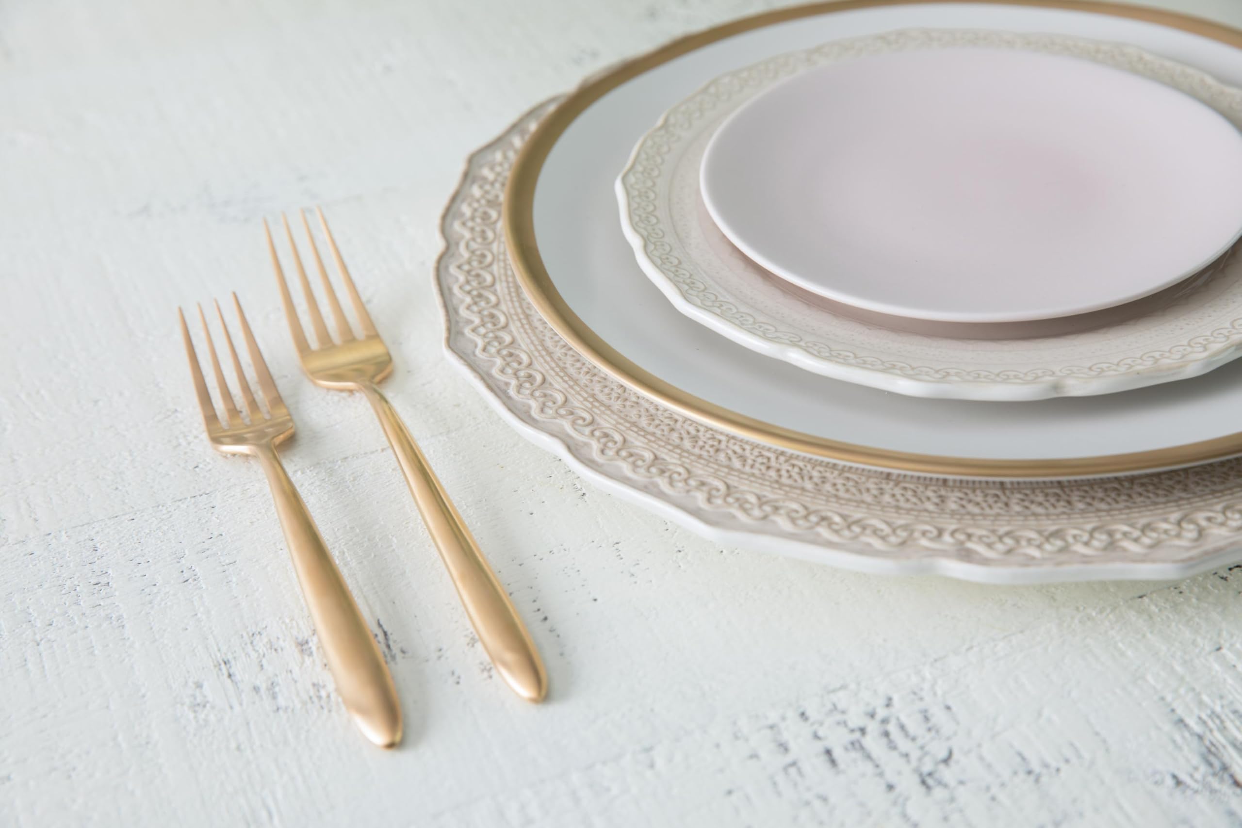 Fortessa Vitraluxe Heirloom Bread & Butter Plates - Set of 4, 6.25-Inch Elegant Dinnerware in Blush Pink - Perfect for Breakfast, Brunch, and Formal Dining
