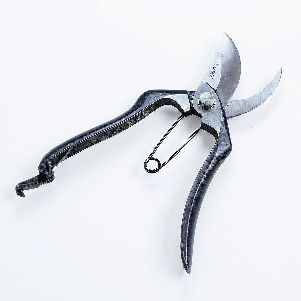 Premium HANAKUMAGAWA Japanese Gardening Shears - 200mm (7.9