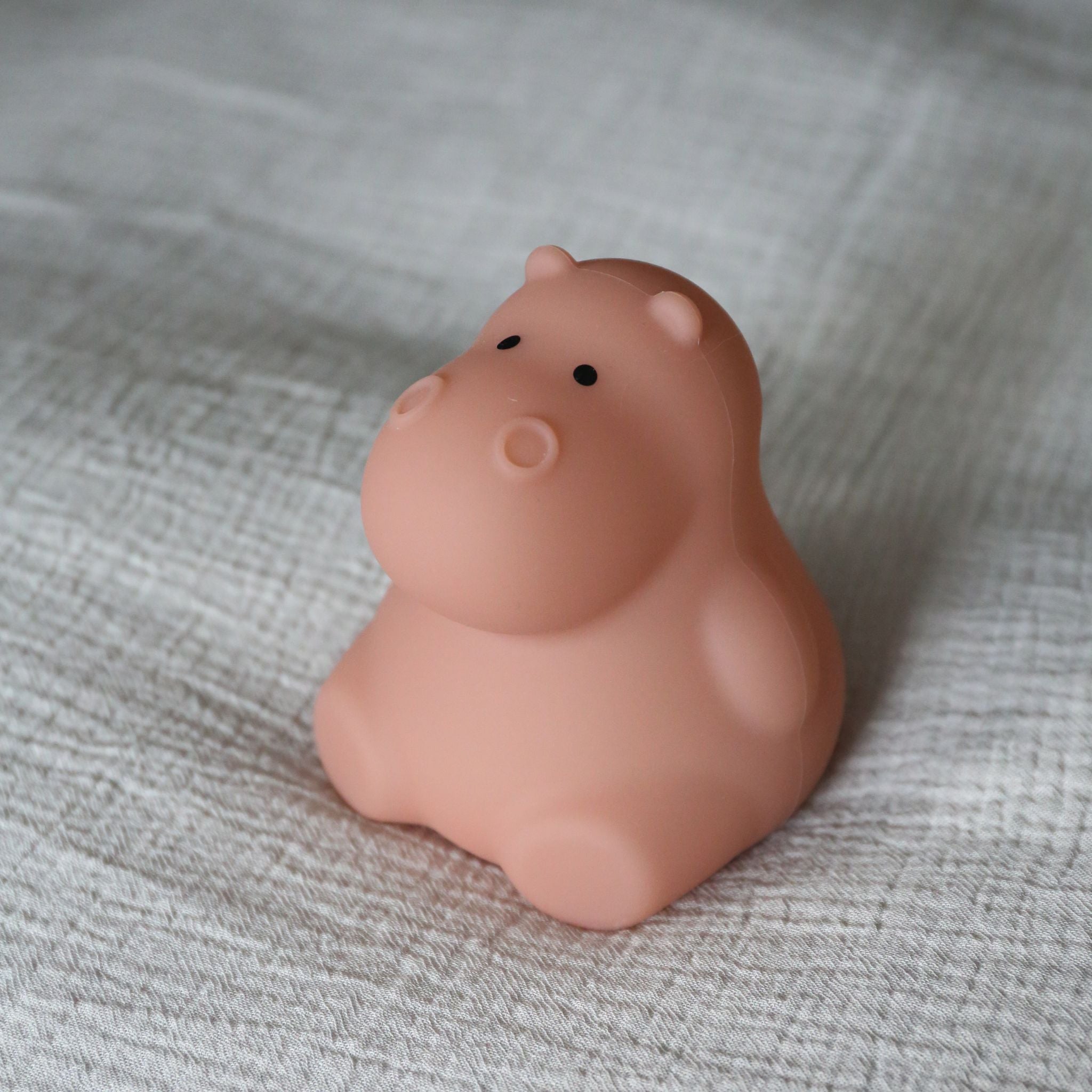 DESIGNSTUFF Little Hippo Kids Night Lamp - Handmade Clay Nightlight for Nursery, Bedroom & Kids Room | Cute Animal-Shaped Night Light for Sleep, Comfort & Decor