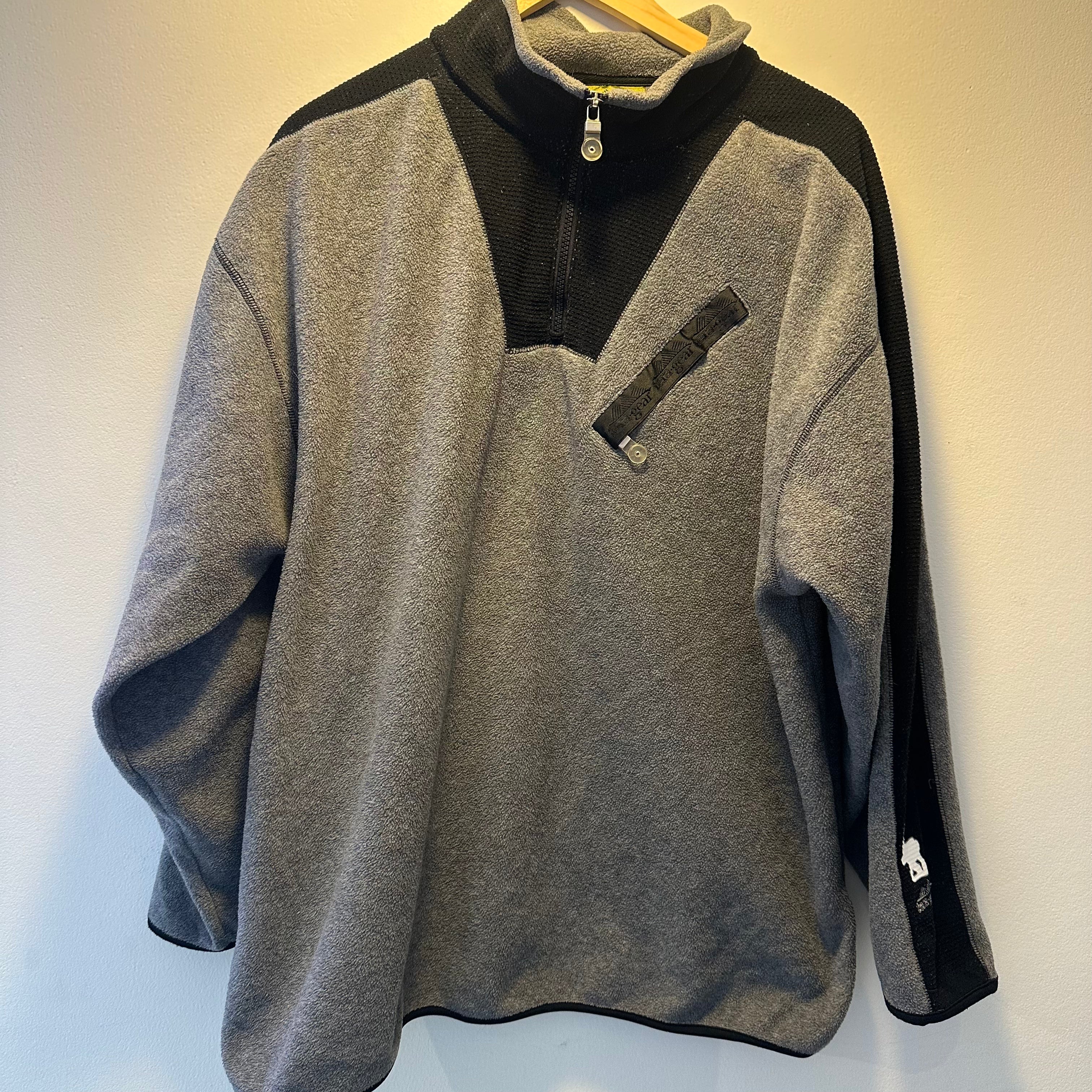 Men's Grey and Black Fleece Jacket - Lightweight Winter Coat for Outdoor Activities | Size L | Hiking, Camping & Casual Wear