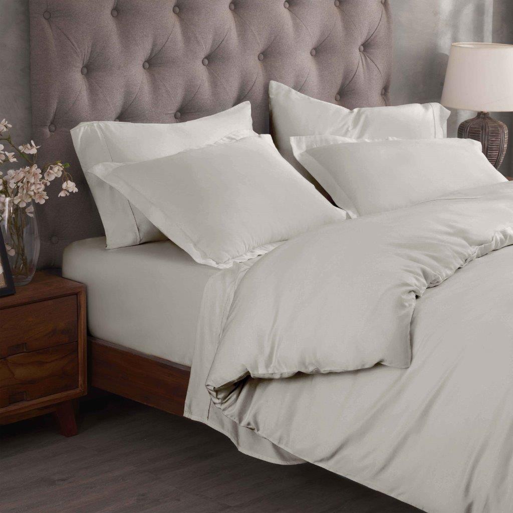 Premium 100% Egyptian Cotton Duvet Cover Set - 300 Thread Count, Breathable & Soft Bedding for All Seasons - Perfect for Master Bedroom, Guest Room & Luxury Hotels