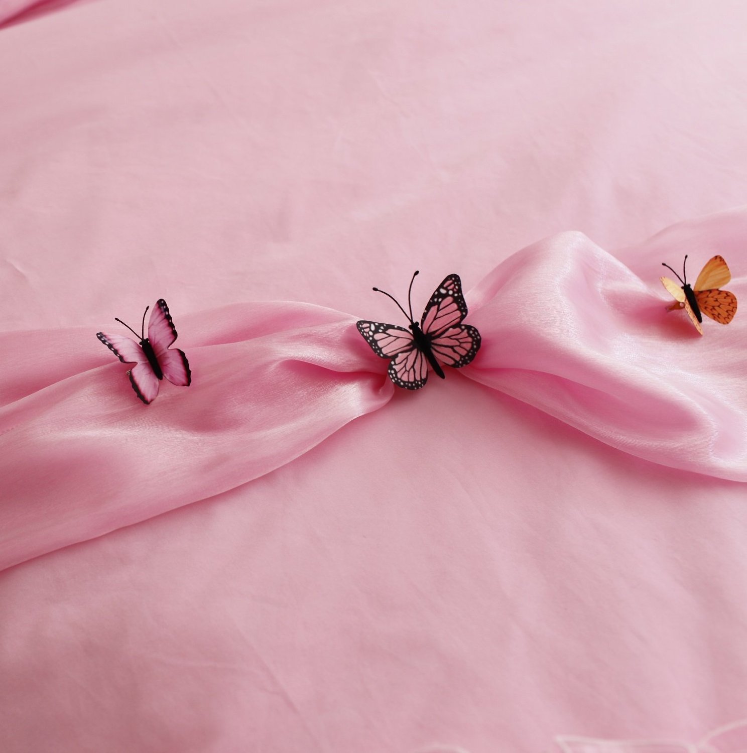LELVA Luxury Korean Girls Bedding Set - Romantic Lace Ruffle Duvet Cover Sets for Princess Bedrooms (4pc Twin/Full/Queen/King Size, Pink) | Perfect for Kids Rooms, Teen Bedrooms & Gift Giving
