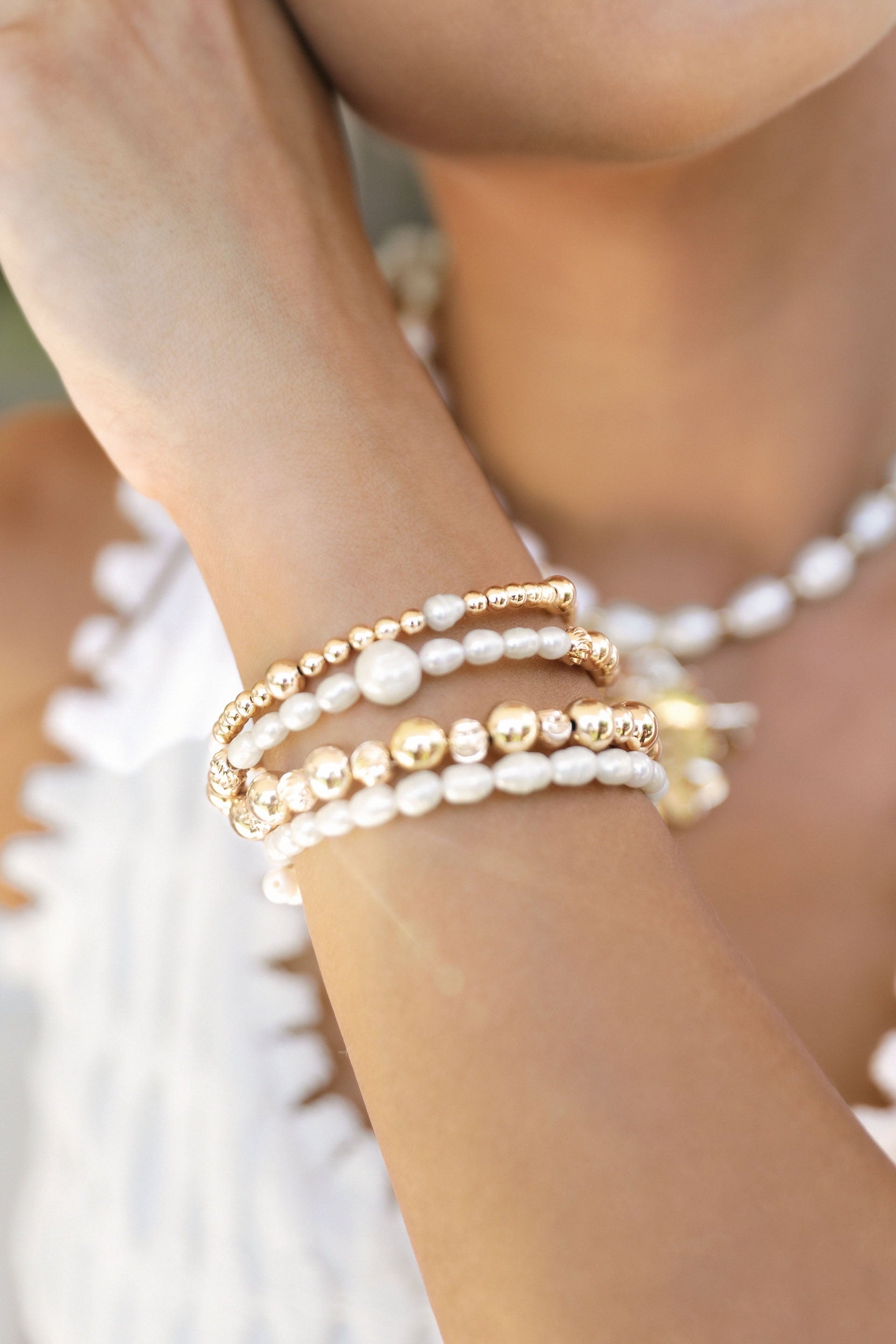 Elegant Freshwater Pearl Bracelet Set for Women - Perfect for Parties, Weddings & Special Occasions