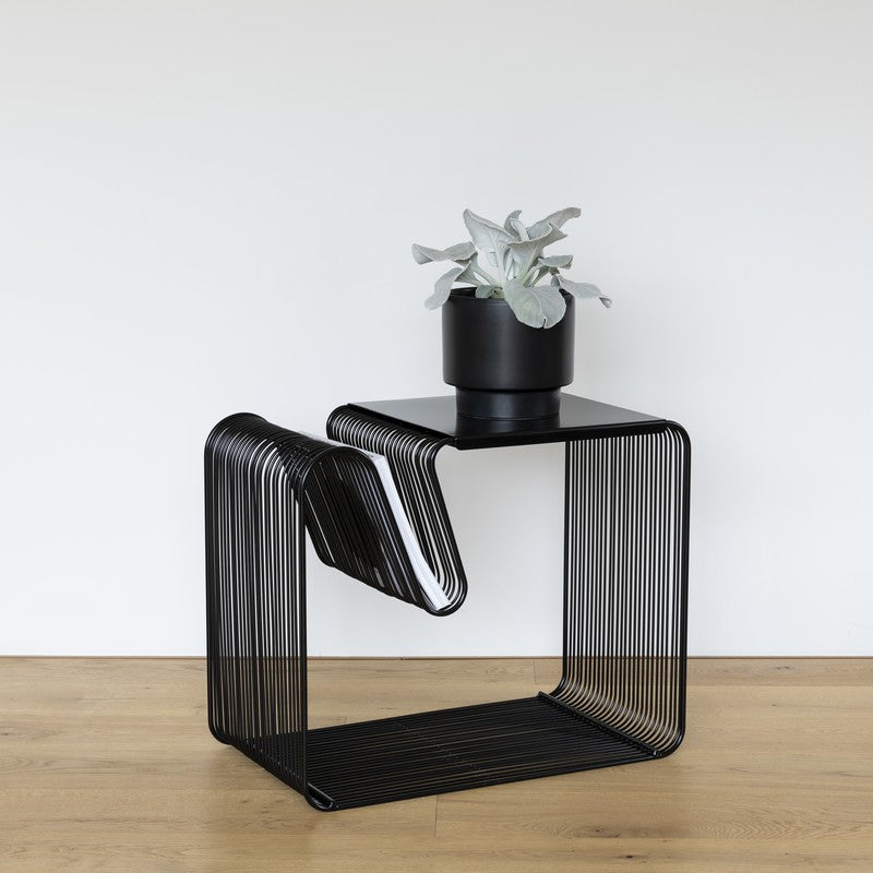 Bantay Nesting Tables Set of 2 - Modern Side End Tables for Living Room, Bedroom, Office - Space Saving Accent Tables with Sturdy Metal Frame