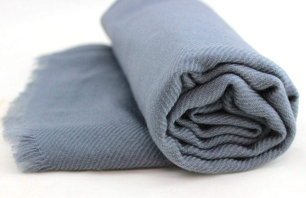 100% Pure Pashmina Shawl - Soft Cashmere Wrap Scarf in Light Grey for Women, Perfect for Winter, Weddings & Special Occasions