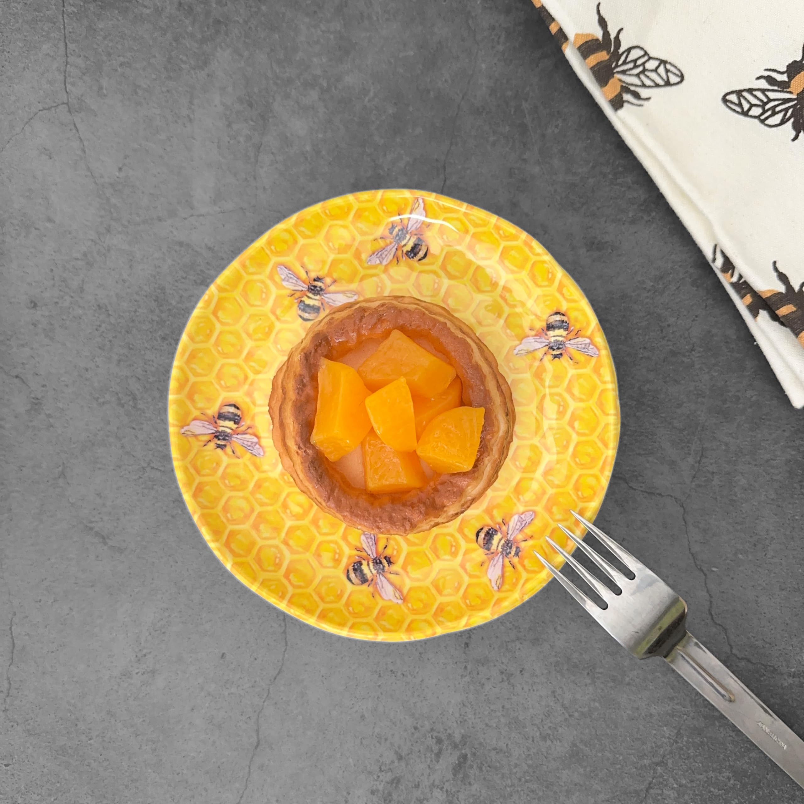 UPware Beehive Melamine Round Dessert Plates - 6 Inch Small Serving Plates for Appetizers, Snacks & Side Dishes - Set of 4 Yellow Dishware - Perfect for Parties, Picnics & Outdoor Dining