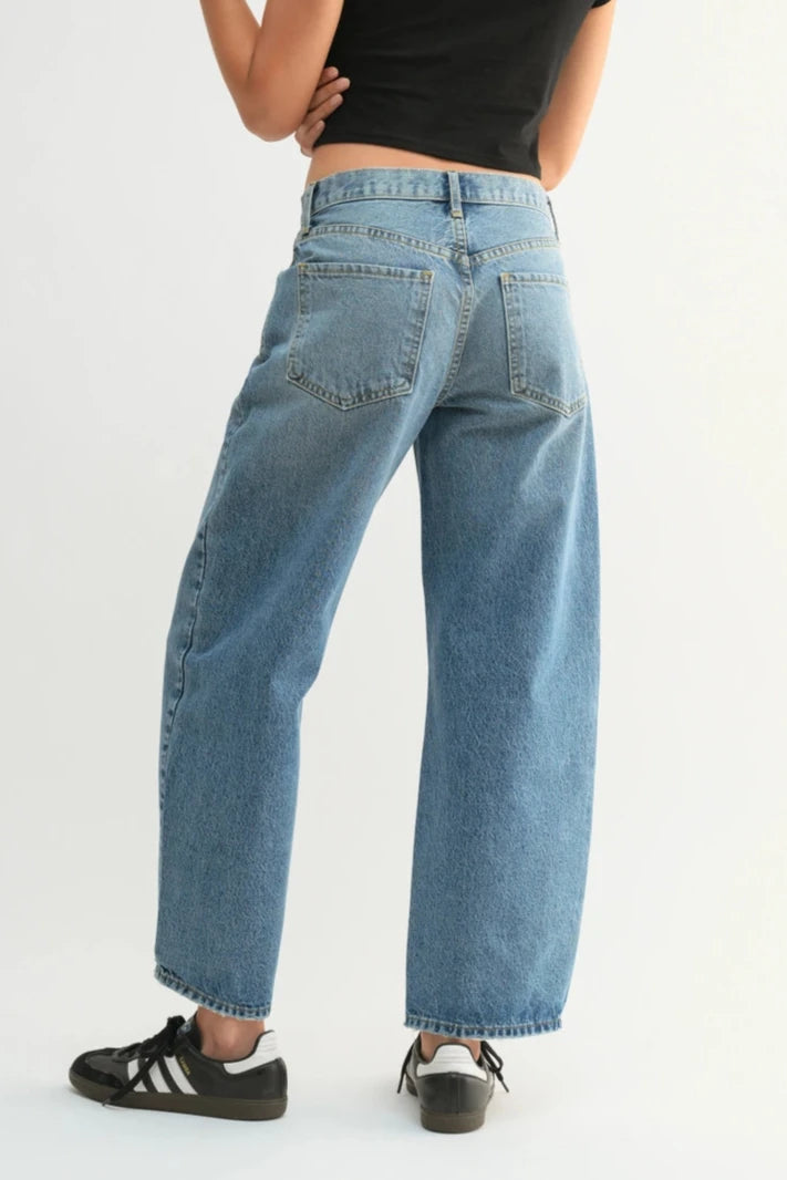Vintage Barrel Leg Denim Jeans for Women - Medium Wash Distressed Denim Pants | Casual Wear, Street Style, and Everyday Comfort