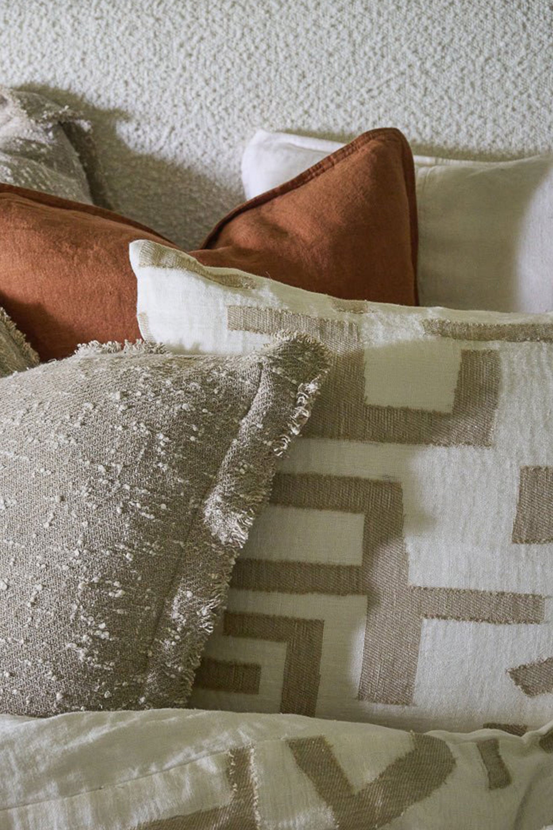 Eadie Cushion 60x60 - Soft Square Decorative Throw Pillow for Sofa, Bed & Home Decor - Perfect for Living Room, Bedroom & Outdoor Use