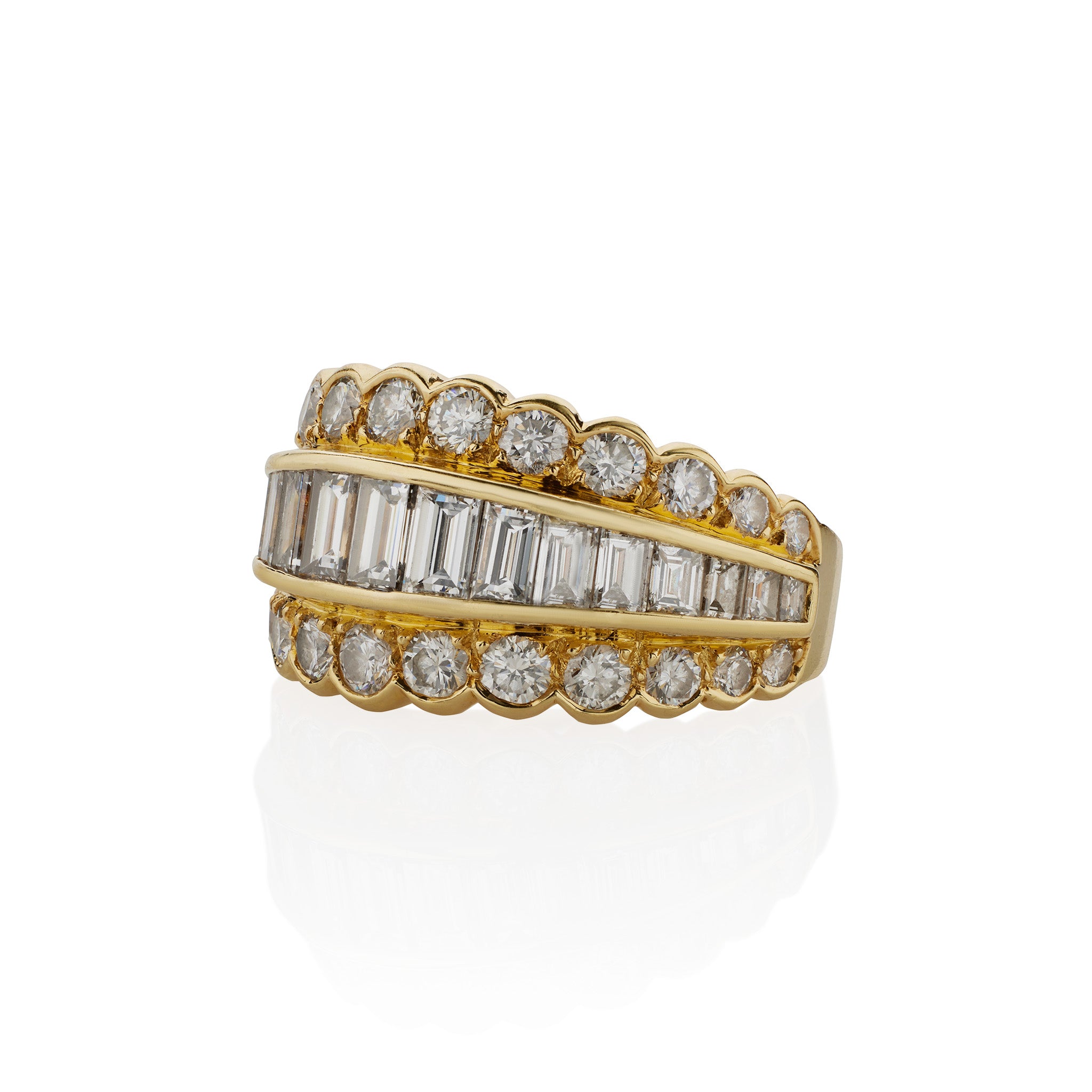 Van Cleef & Arpels Diamond Ring for Women - 18K White Gold Luxury Engagement Wedding Band - Perfect for Proposals, Anniversaries & Special Occasions
