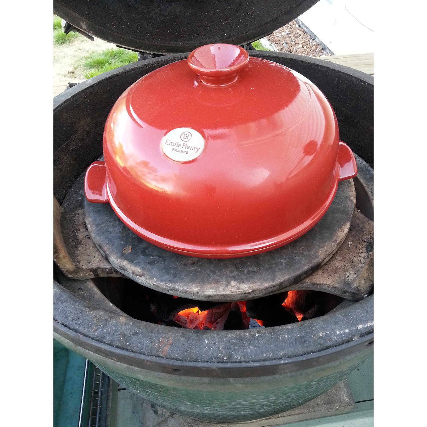 Emile Henry Artisan Bread Cloche - Burgundy Red | Ceramic Bread Baking Dome for Perfect Crust | Ideal for Sourdough, Baguettes & Homemade Bread
