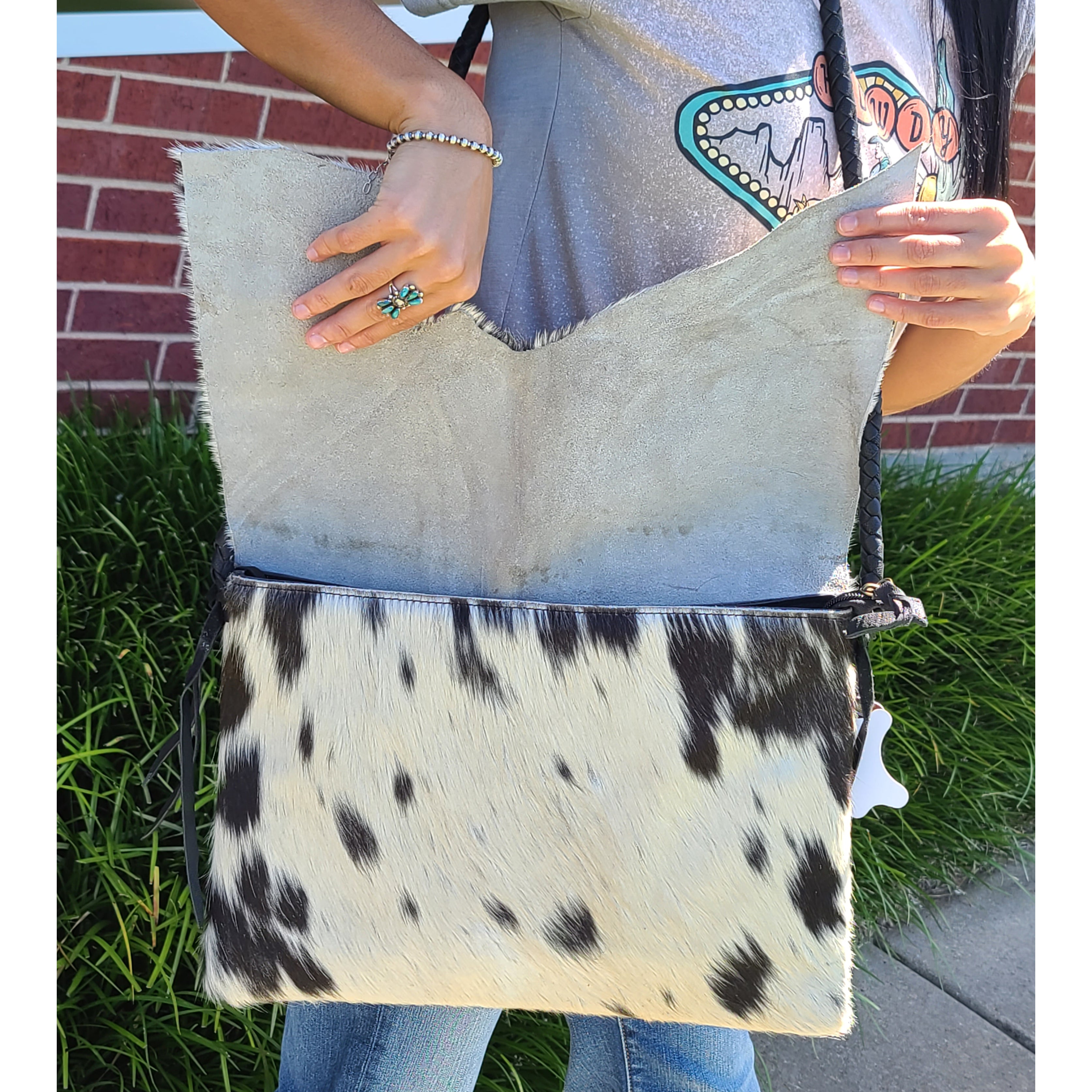 American Darling Conceal Carry Handbag - Genuine Black & White Cowhide Leather Crossbody Purse for Women | Perfect for Everyday Use, Travel, and Secure Concealed Carry