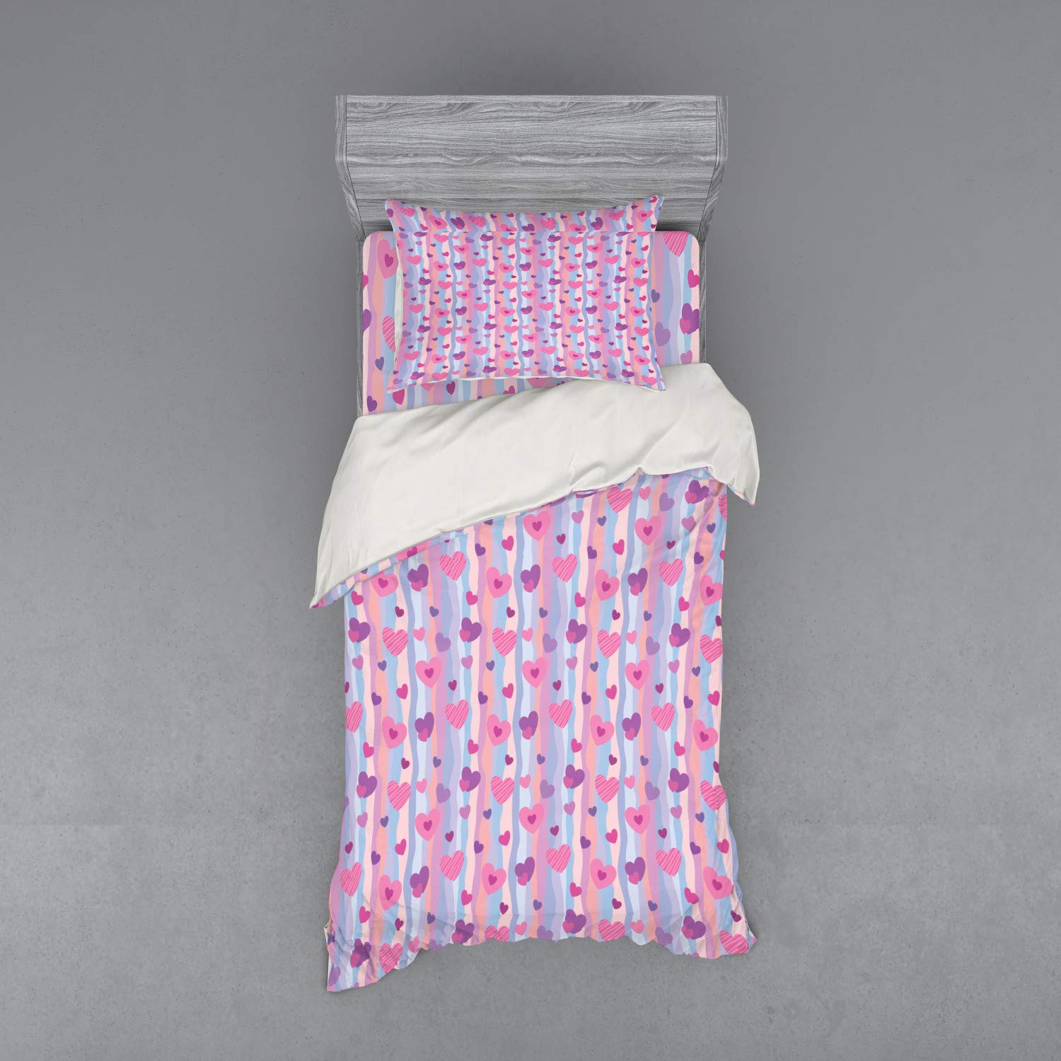 Ambesonne 3-Piece Love Heart Duvet Cover Set - Twin Size, Pale Mauve Blue Purple Pink Stripes for Valentine's Day & Romantic Bedroom Decor | Includes Duvet Cover, Sham & Fitted Sheet | Perfect for Weddings, Anniversaries & Couples' Gift