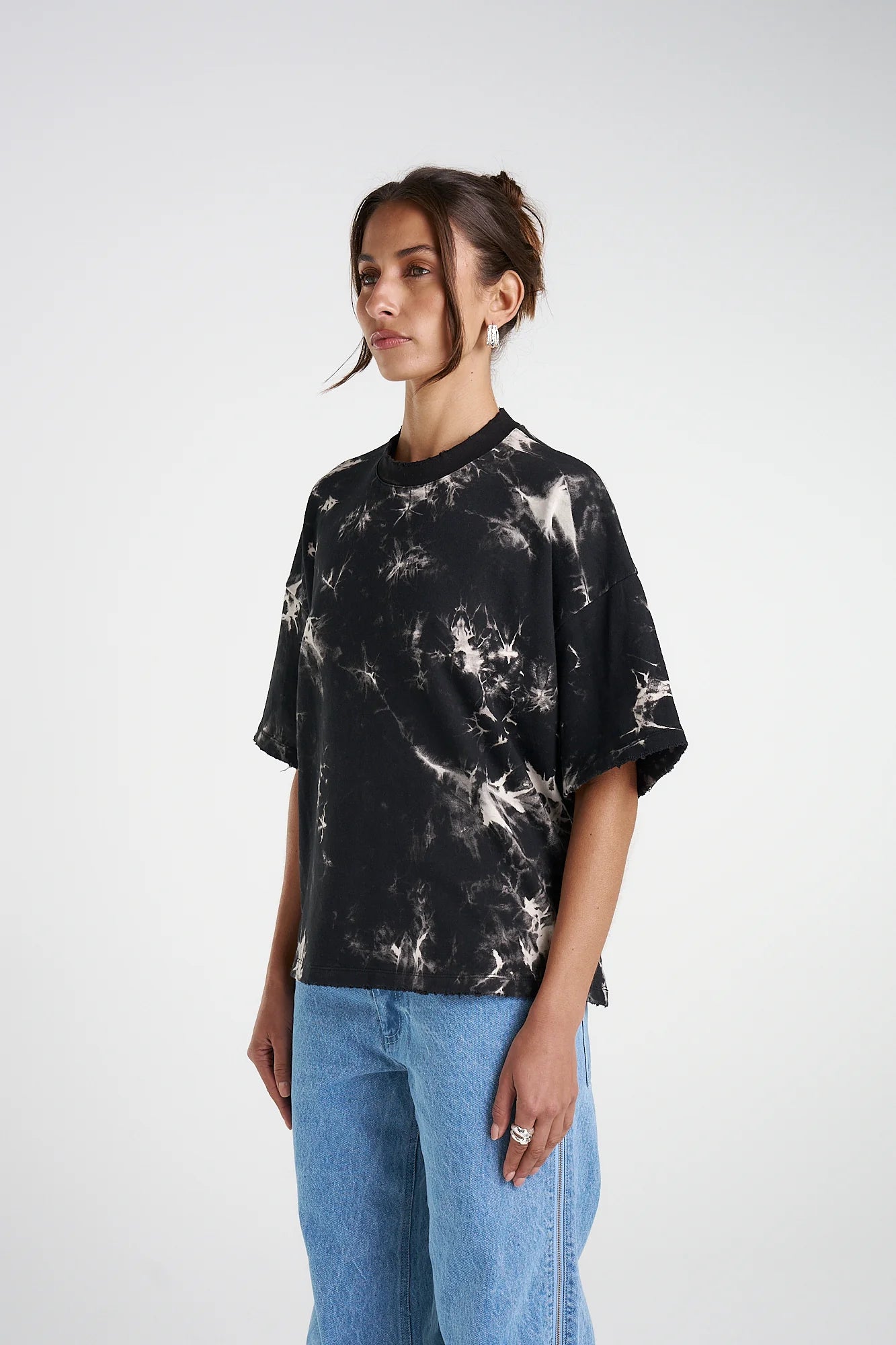 Vintage Tie-Dye Band Tee - Soft Cotton Graphic Music T-Shirt for Men & Women - Perfect for Concerts, Festivals & Casual Wear
