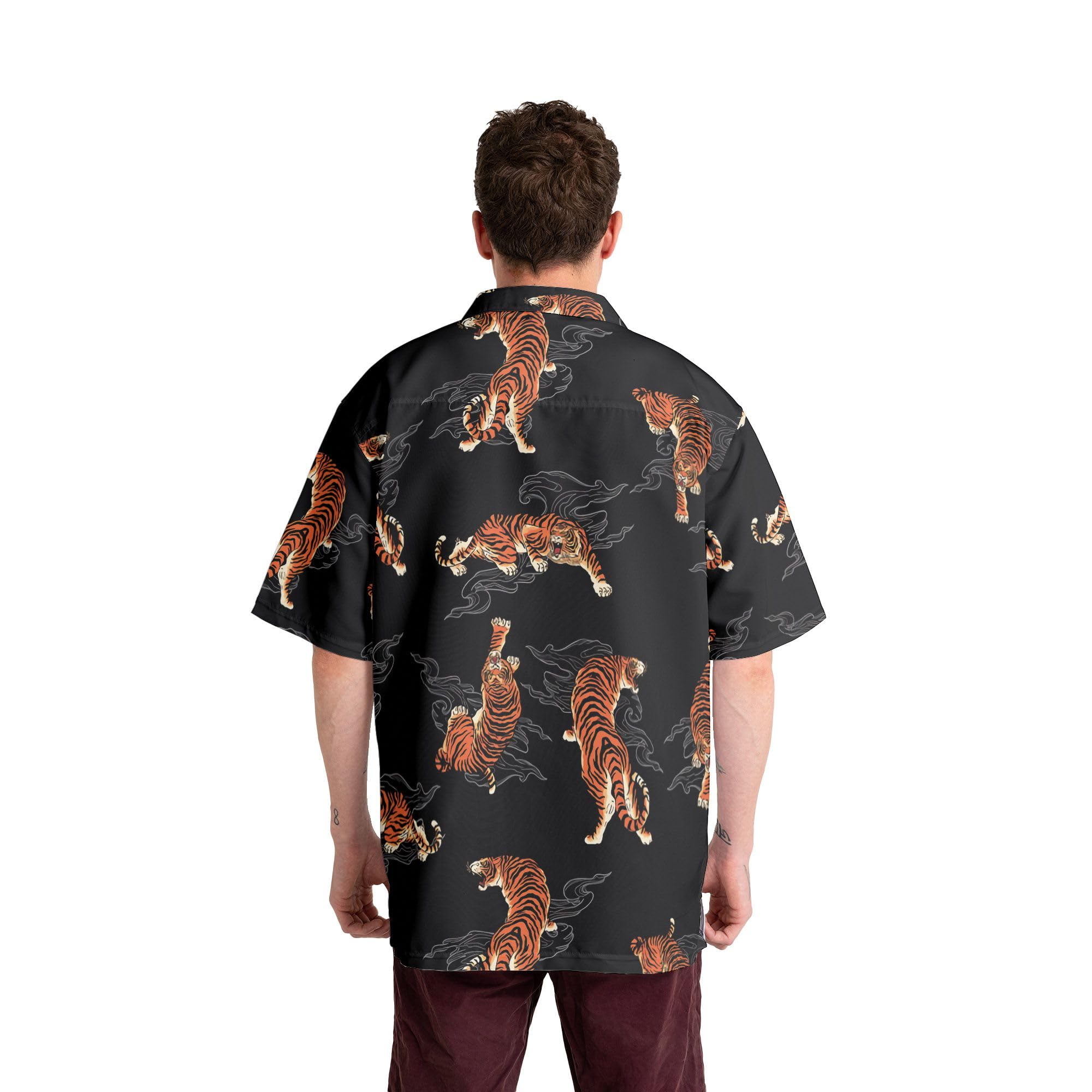 HYPERFAVOR Men's Tiger Hawaiian Shirts - Short Sleeve Casual Tropical Print Shirt for Men | Unique Gift Idea for Animal Lovers | Perfect for Beach Parties, Summer Vacations & Casual Outings