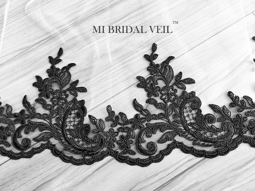 Elegant Black Cathedral Lace Wedding Veil - Knee-Length Bridal Veil with Delicate Lace Trim for Romantic Ceremonies & Formal Weddings