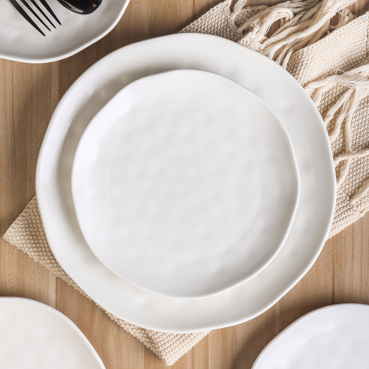 Premium Ivy Porcelain Dinnerware Set - Elegant White 12-Piece Dinner Set for Formal Dining, Wedding Registry & Special Occasions
