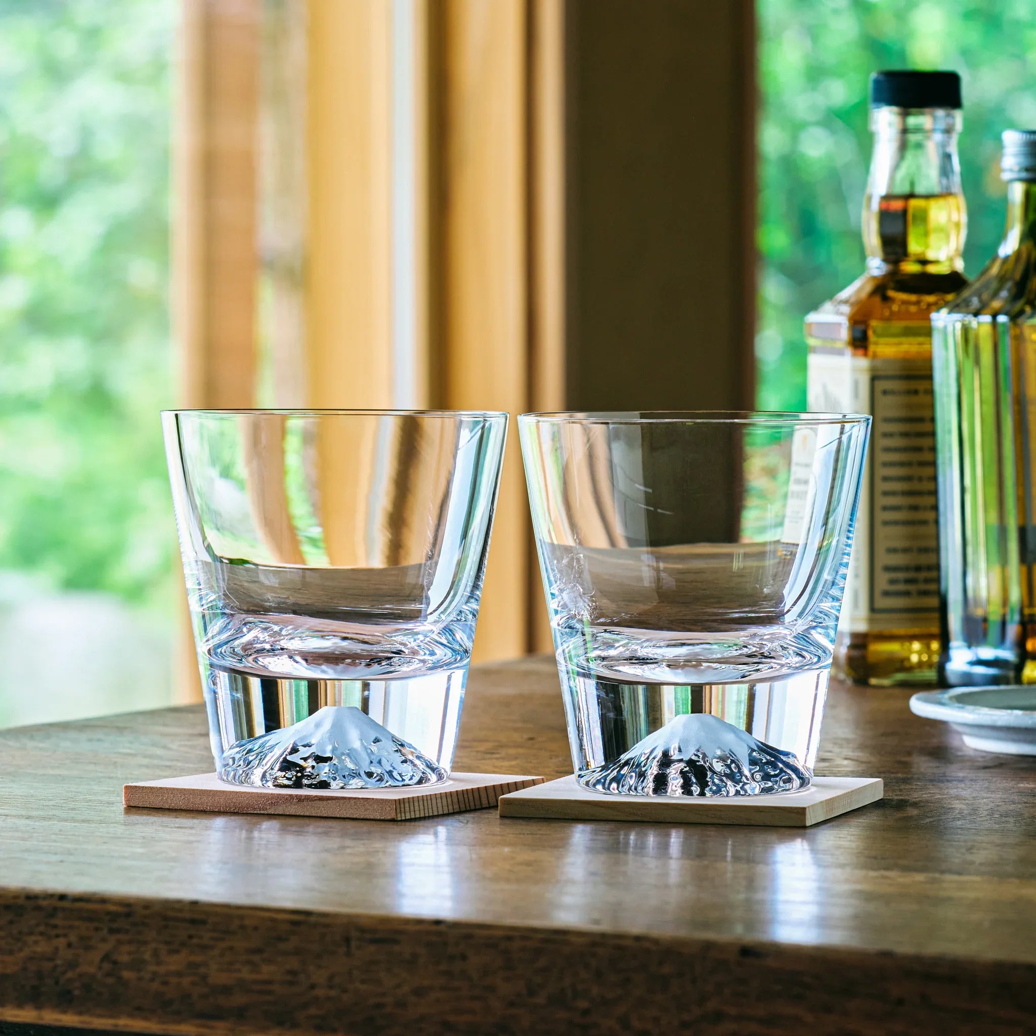 Premium Tajima Mount Fuji Whiskey Glasses Set of 4 - Japanese-Inspired Etched Design Rocks Glasses for Bourbon, Scotch & Cocktails - Perfect for Home Bar, Gifts & Entertaining