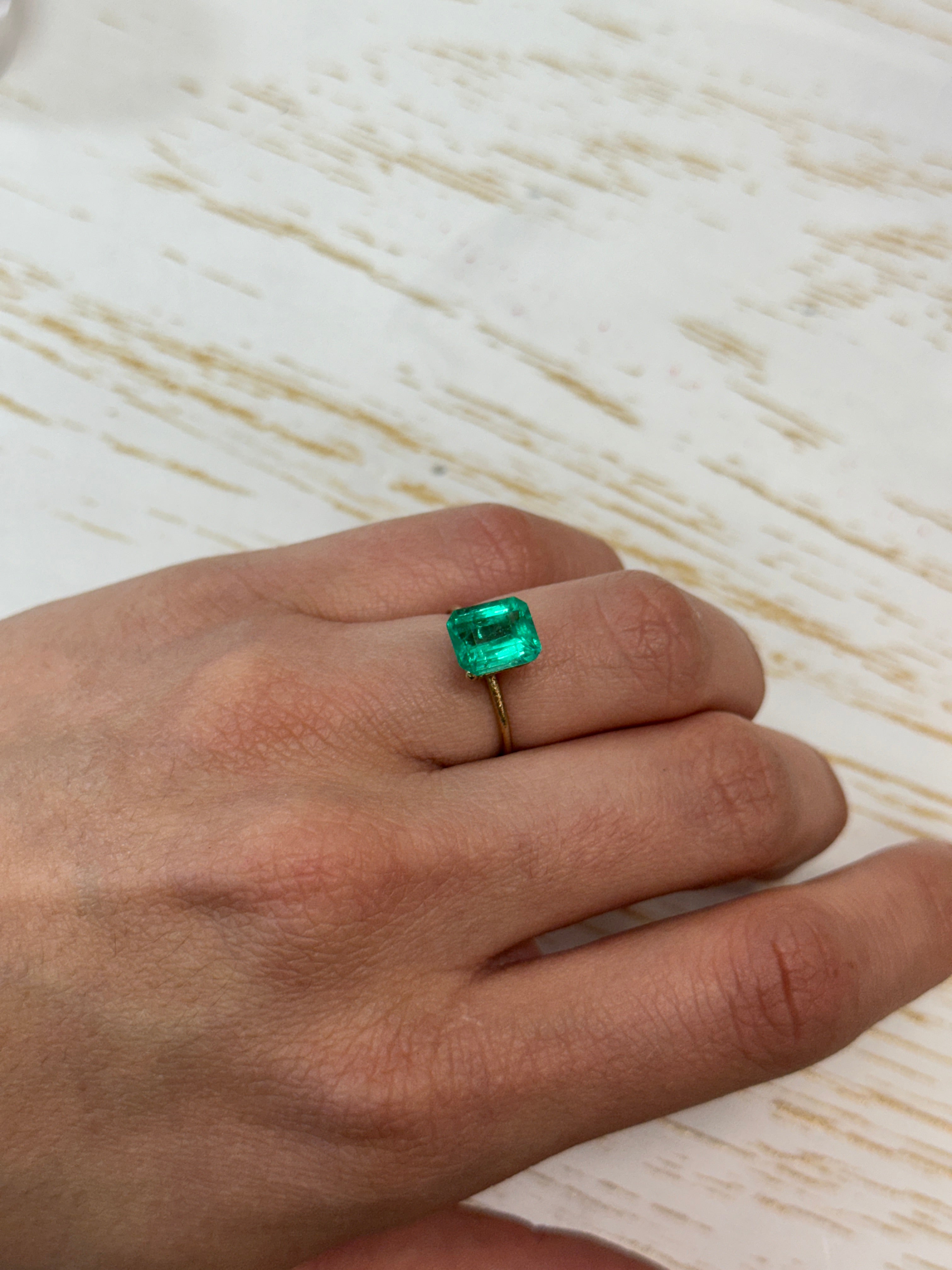 2.27 Carat Muzo Green Natural Loose Colombian Emerald - Emerald Cut Gemstone for Jewelry Making, Engagement Rings & Luxury Gifts