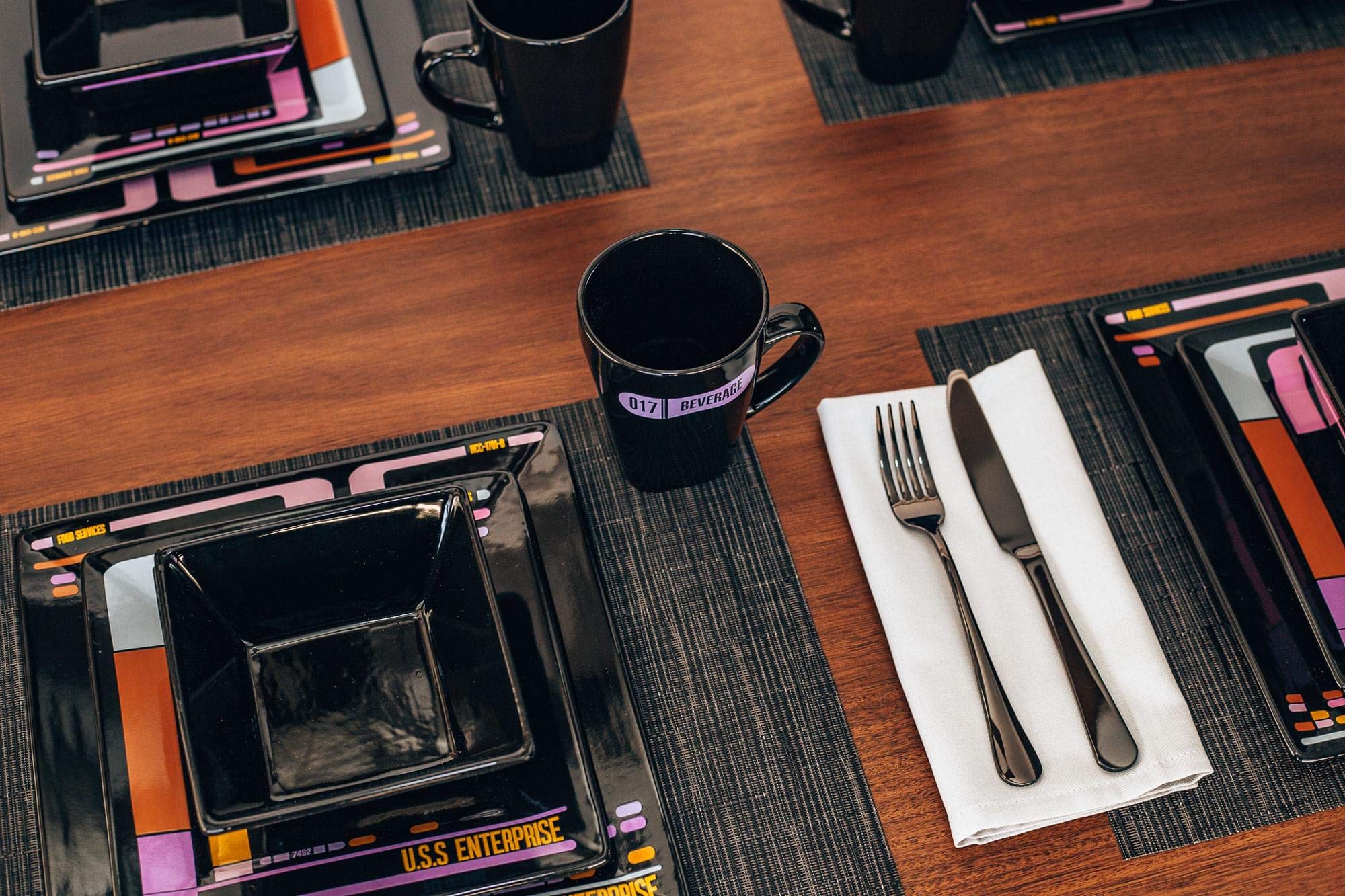 Star Trek: The Next Generation LCARS Interface 16-Piece Ceramic Dinnerware Set | Collectible Kitchen Dish Set | Includes 4 Dinner Plates, 4 Salad Plates, 4 Bowls & 4 Mugs | 4-Person Place Setting | Perfect for Sci-Fi Fans, Star Trek Collectors & Themed Dinner Parties
