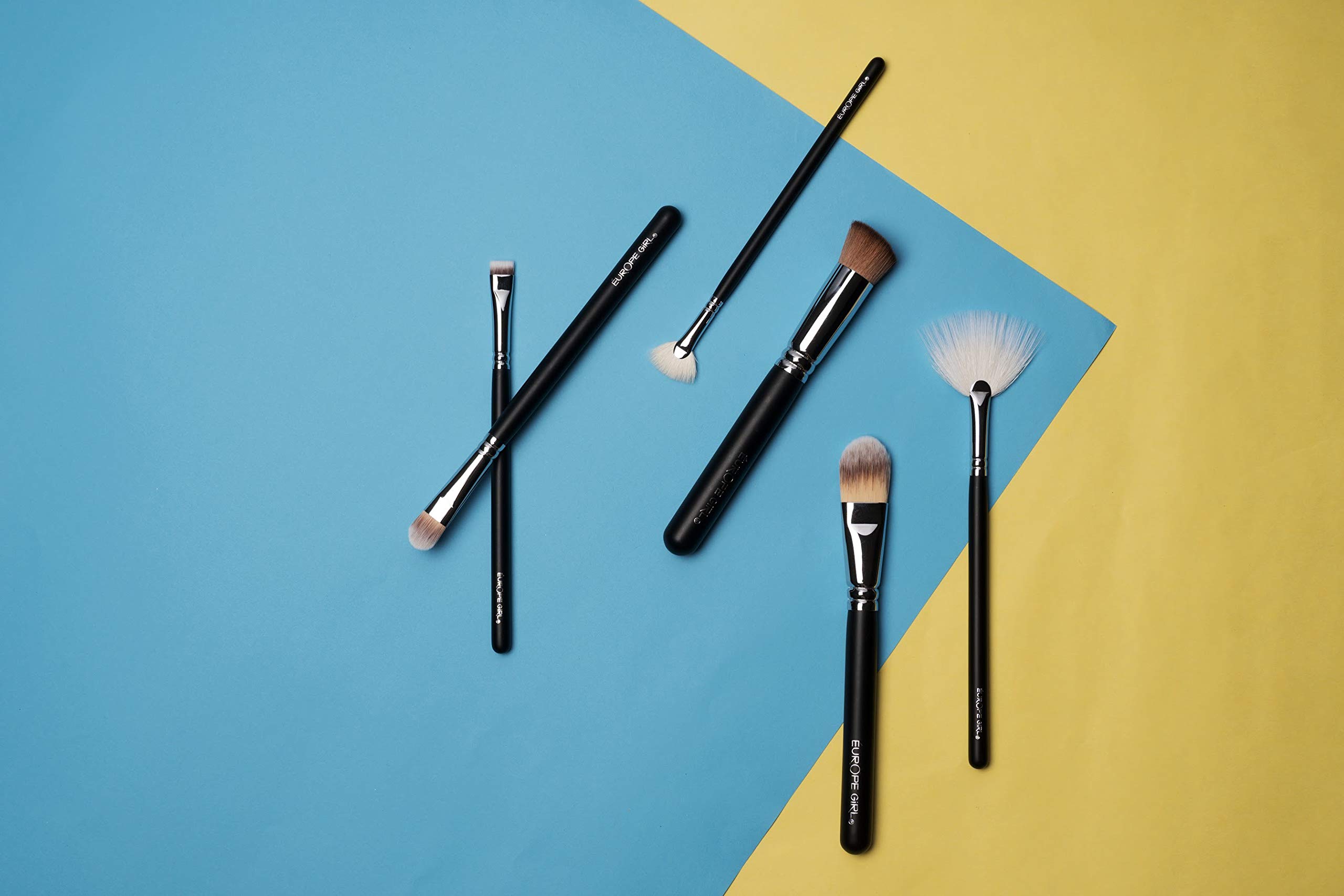 Premium 10-Piece Gel Eyeliner Brush Set for European Girls - Perfect for Makeup Artists & Beginners - Ideal for Smokey Eyes, Winged Liner & Professional Makeup Application