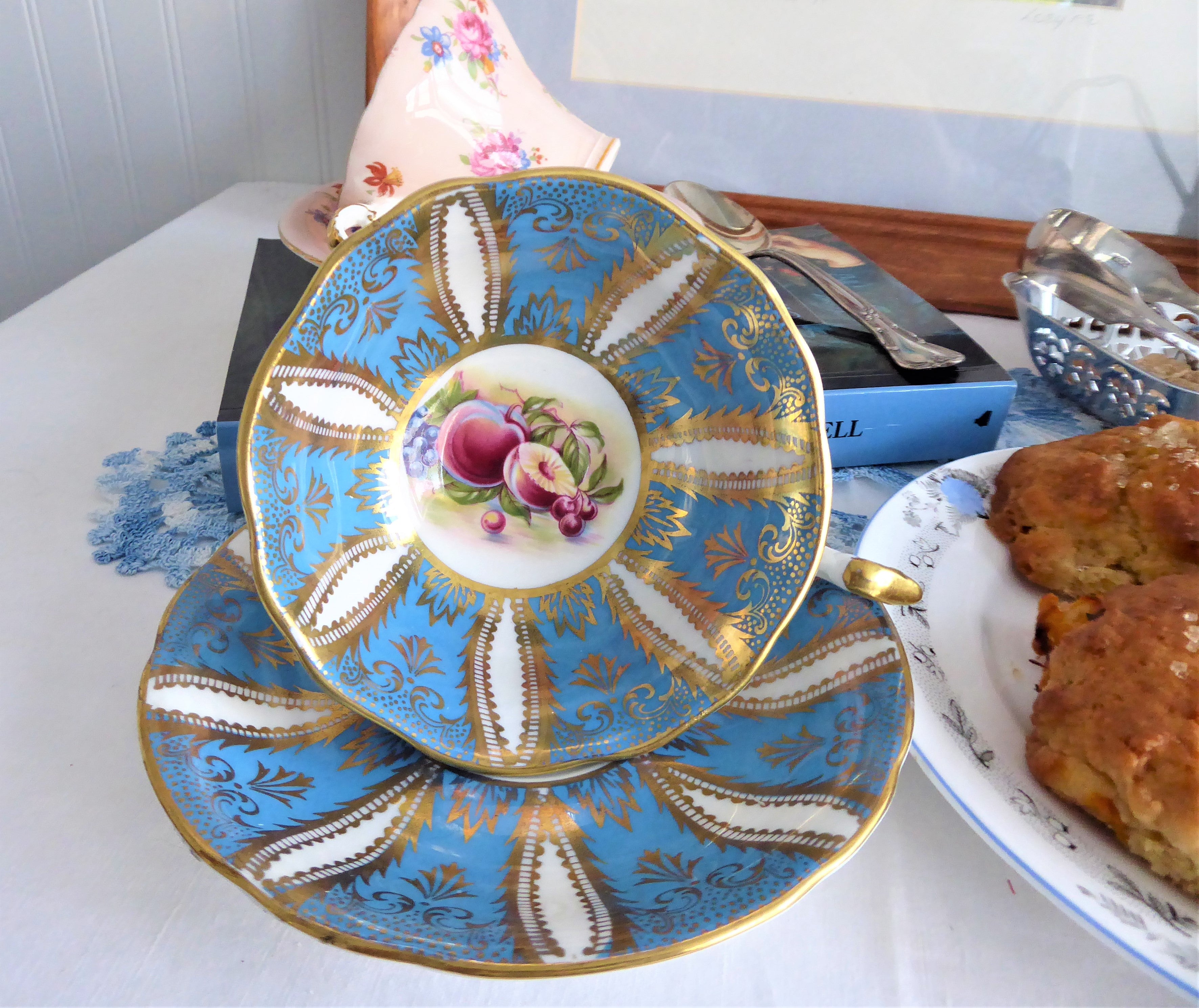 Vintage Paragon French Blue & Gold Floral Tea Cup and Saucer Set - Queen Elizabeth Warrant 1960s - Perfect for Afternoon Tea, Collectibles & Home Decor
