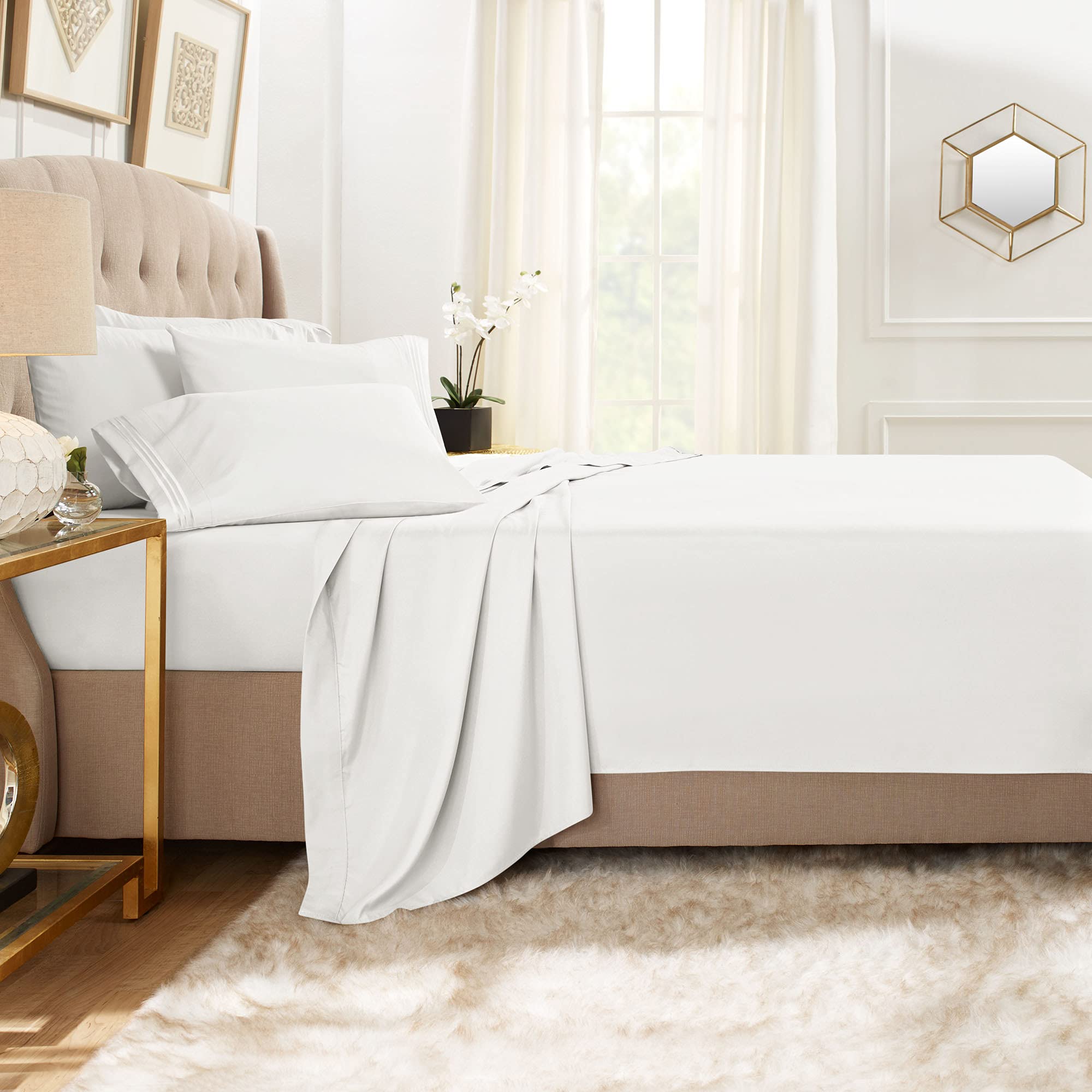 Clara Clark 1800 Series Luxury Bed Sheet Set - Twin XL, White - Ultra Soft Deep Pocket Fitted Sheet with Extra Pillowcases for Comfortable Sleep | Perfect for Guest Rooms, Dorms & Cozy Bedrooms