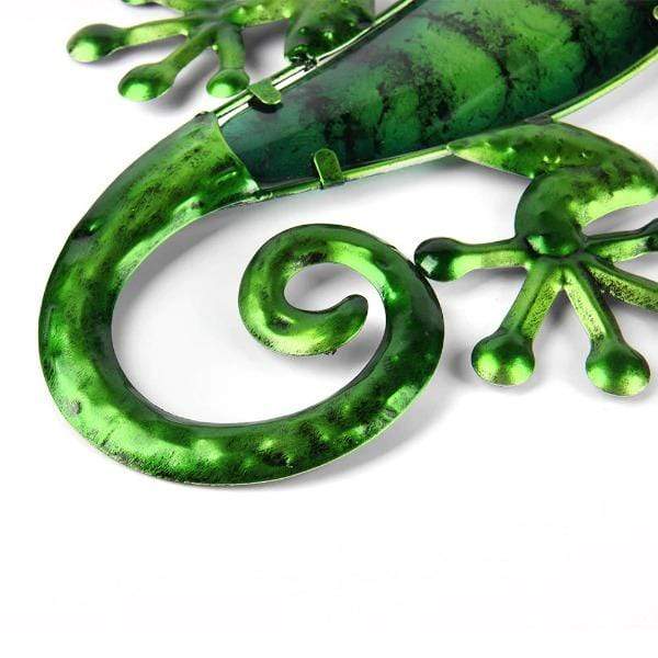 Blue & Green Striped Gecko Metal Wall Art Decor - Handmade Reptile Home Decor for Living Room, Bedroom, Office - Unique Gift for Animal Lovers