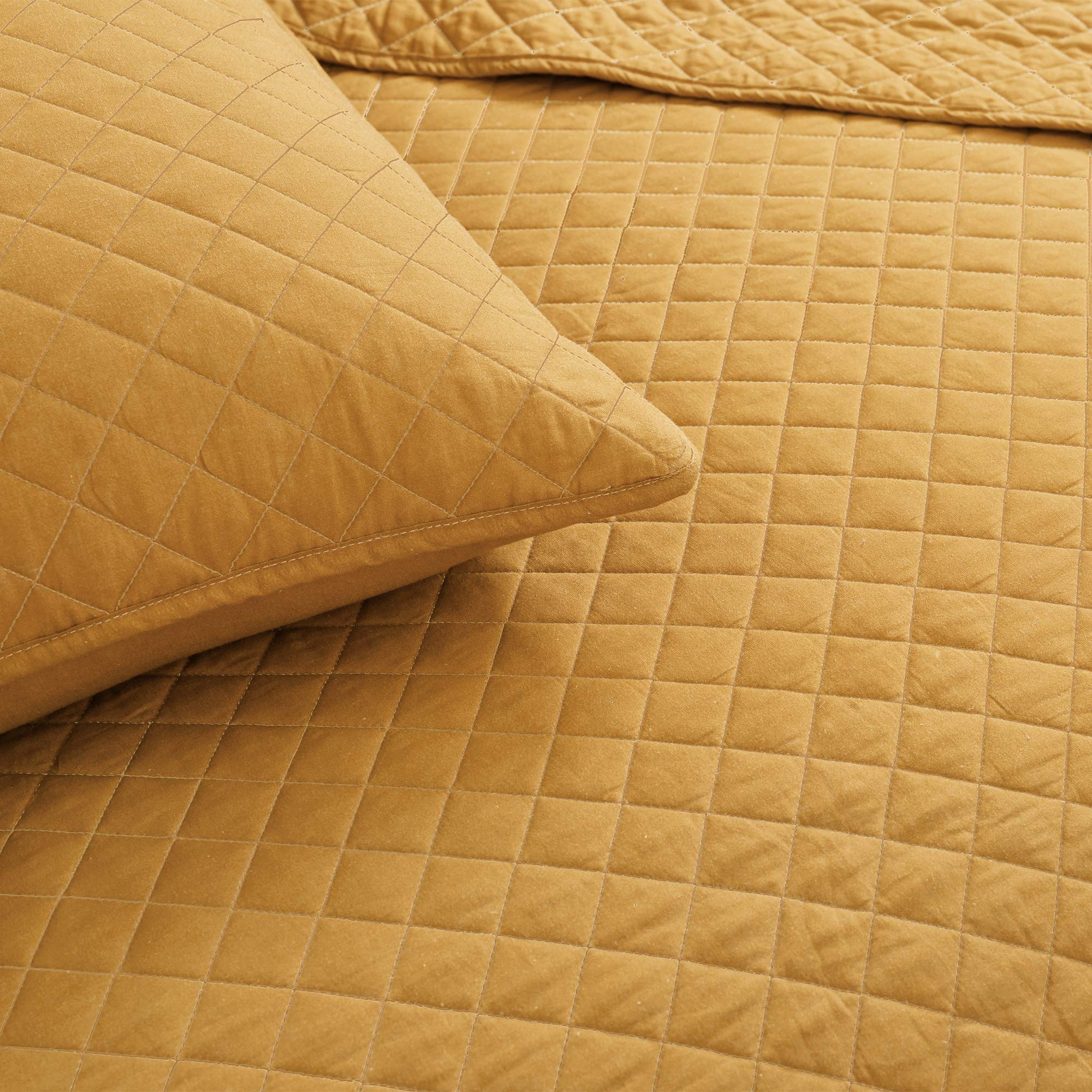 Lush Decor Ava Quilt Set - 3 Piece Oversized Diamond Pattern Bedding Blanket & Bedspread - Full/Queen Size - Mustard Yellow - Cozy Home Decor for Bedroom, Living Room & Guest Room