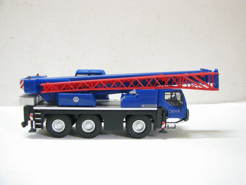 1:87 Scale Herpa Liebherr LTM 1045/1 German Federal Technical Relief Agency Diecast Crane Model - Mini Construction Vehicle Toy for Collectors & Hobbyists | Perfect for Display, Gifts & Diorama Scenes