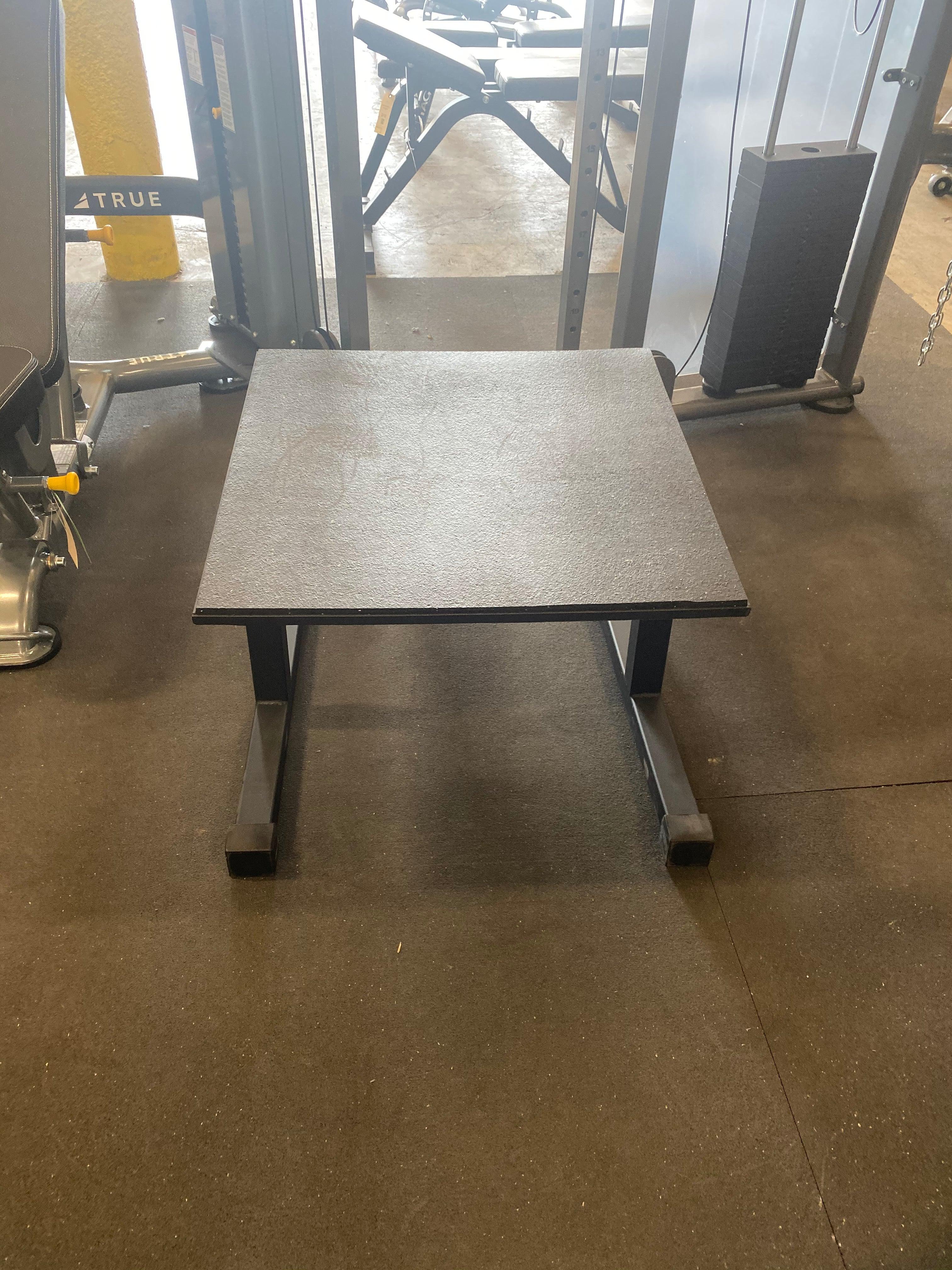Adjustable Squat Box for CrossFit & Weightlifting - Heavy Duty Plyo Box for Gym & Home Workouts - Perfect for Box Jumps, Step-Ups & Strength Training