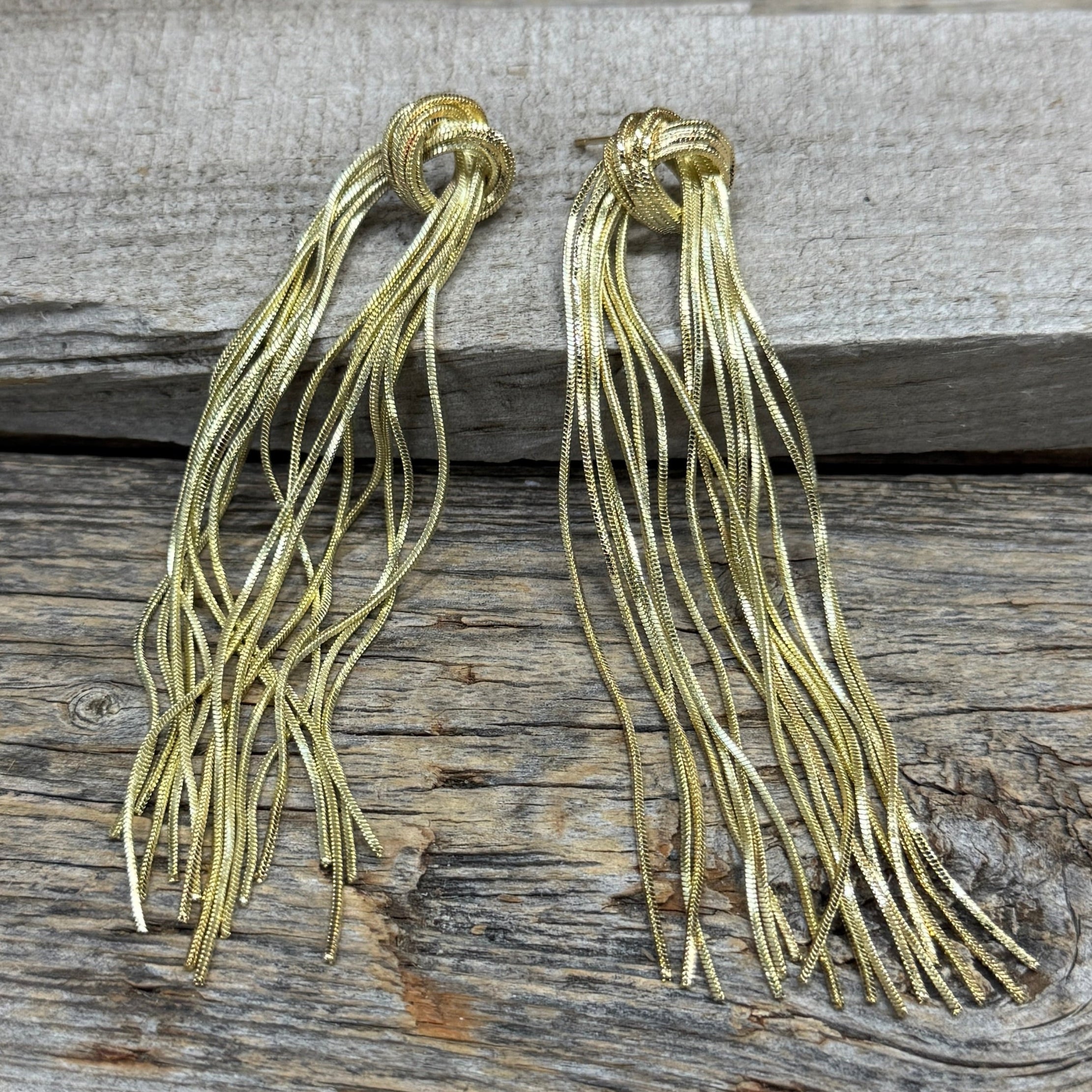 Ranch Gold Knot Dangle Fashion Earrings for Women - Boho Chic Statement Jewelry for Parties, Weddings & Everyday Wear