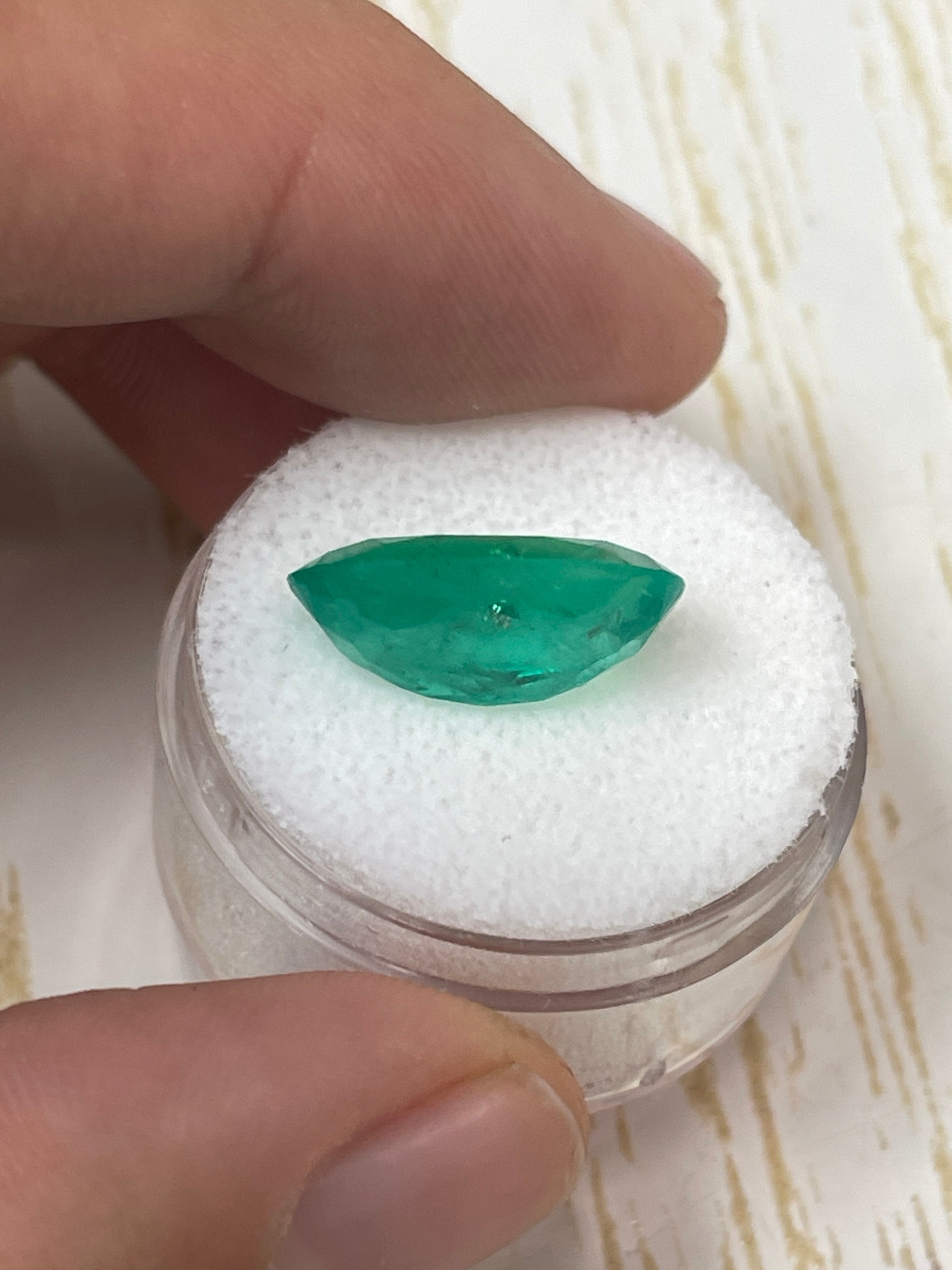 7.00 Carat 16x12mm Yellowish Green Natural Loose Colombian Emerald Oval Cut Gemstone for Jewelry Making, Engagement Rings & Luxury Gifts