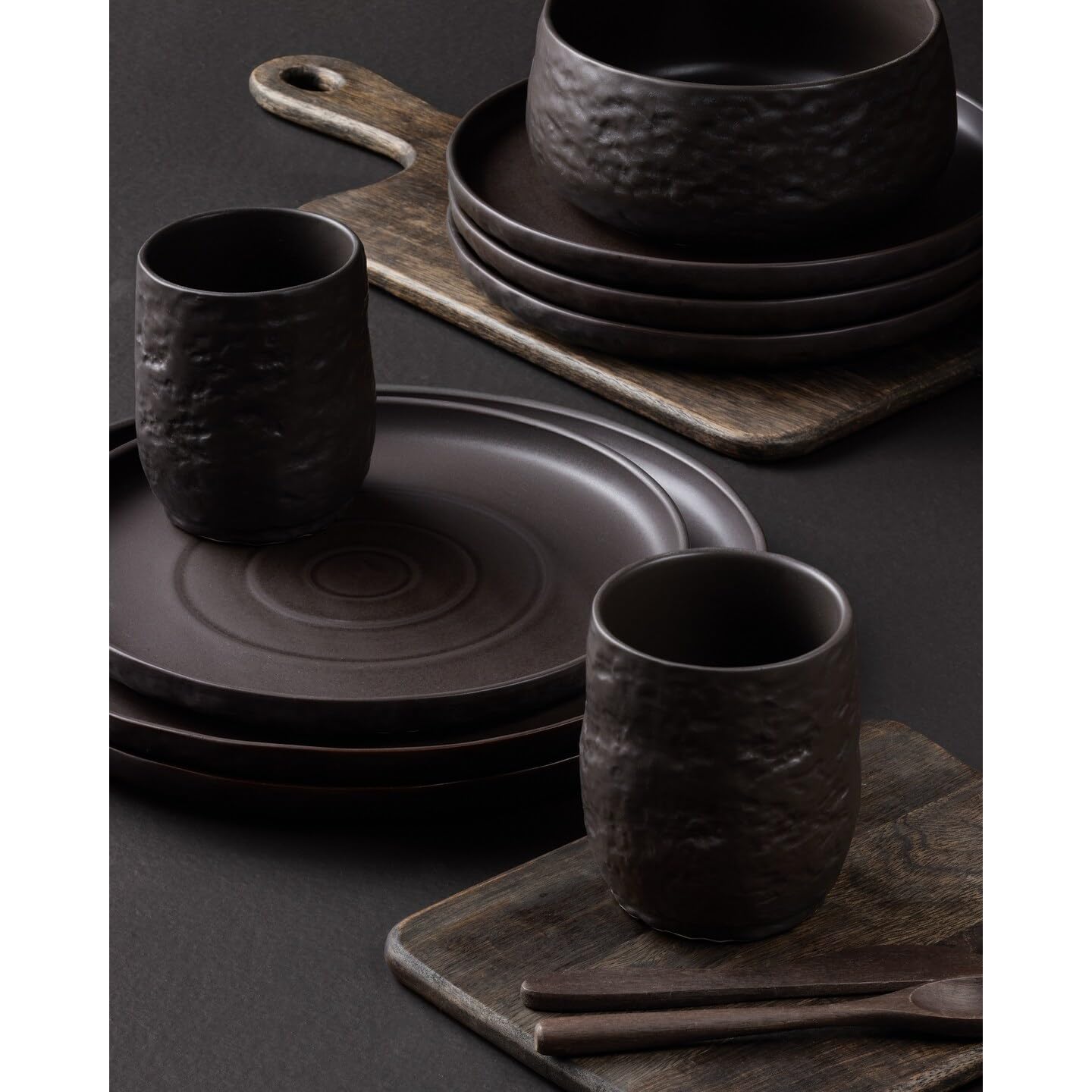 Mercer Project SHOSAI 16-Piece Stoneware Dinnerware Set - Modern Black Plates & Bowls for 4, Durable Stoneware Dishware for Everyday Dining, Dinner Parties & Restaurant Use