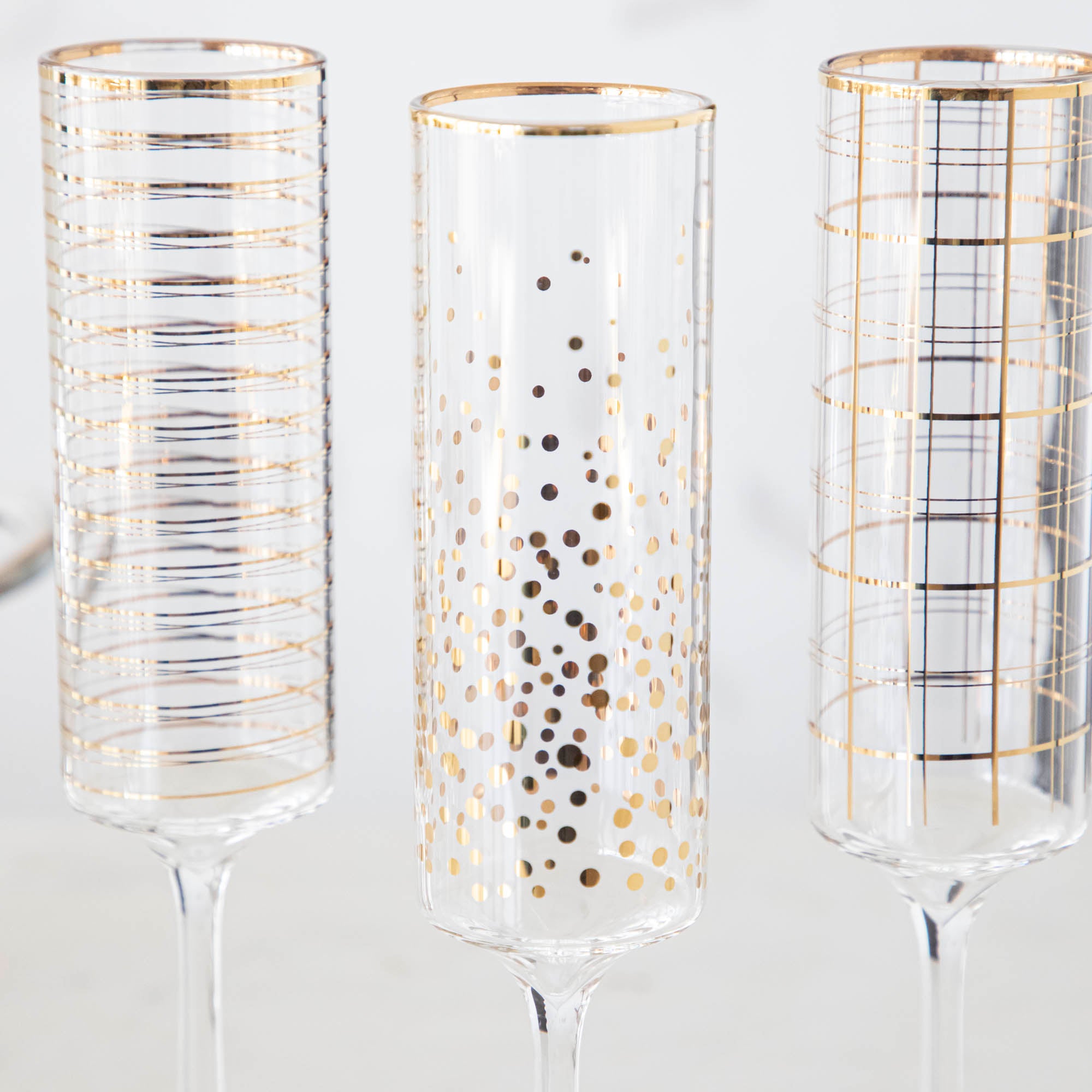 Elegant Gold Patterned Champagne Flutes Set of 4 - Premium Glassware for Weddings, Parties & Celebrations - Perfect for Toasting & Special Occasions