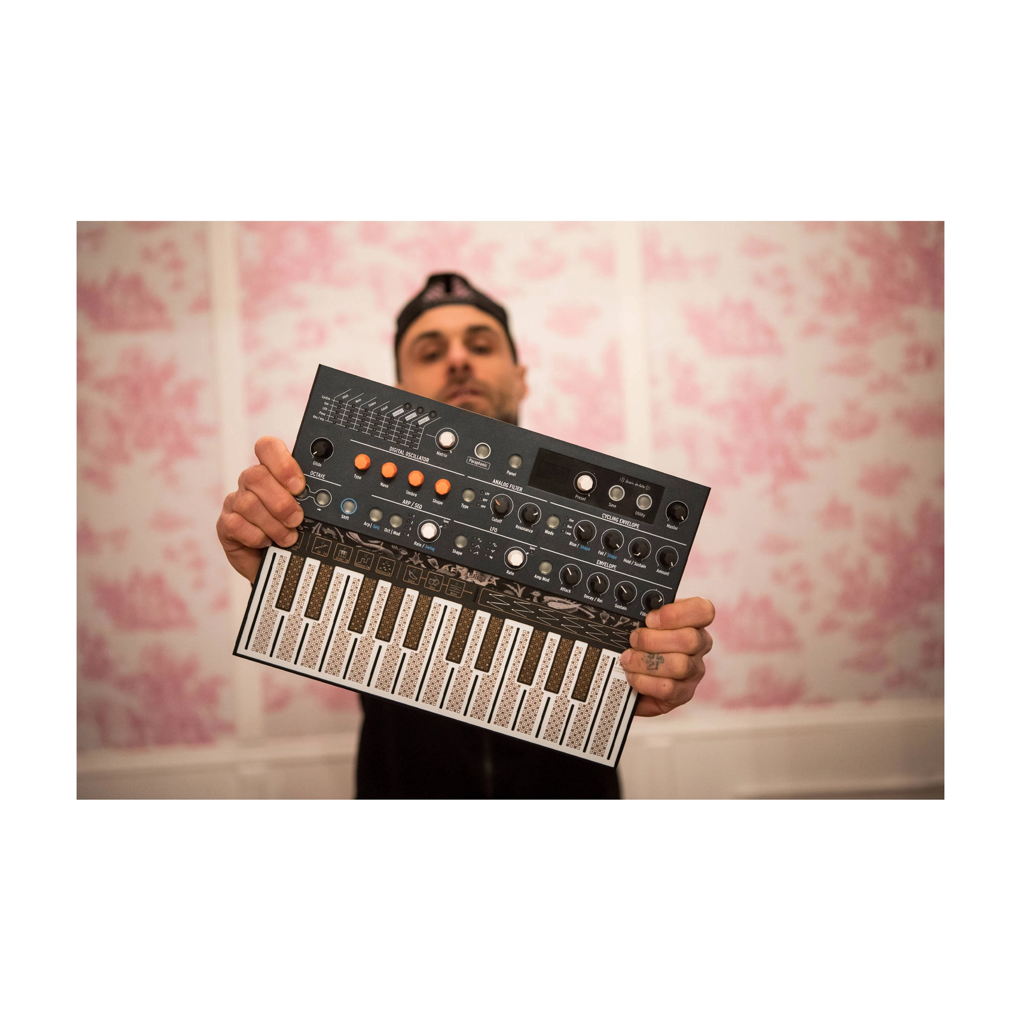 Arturia MicroFreak Hybrid Synthesizer - Digital & Analog Keyboard for Music Production, Live Performance & Studio Recording | Perfect for Electronic Music Producers & Sound Designers