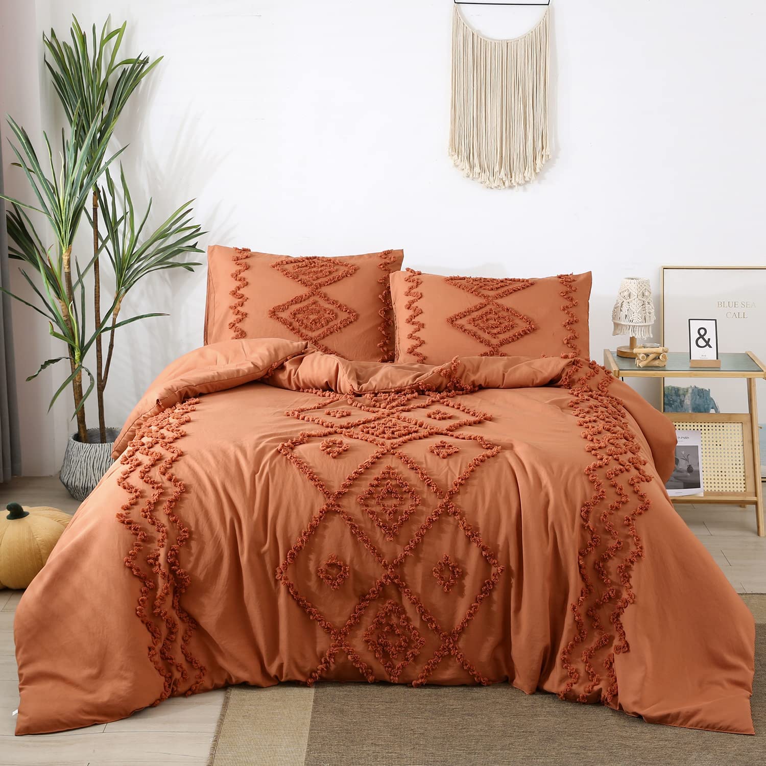 PERFEMET Full Size 3-Piece Burnt Orange Comforter Set - Tufted Terracotta Boho Bedding with Geometric Rust Pattern for Farmhouse Style Bedroom Decor (Caramel, Full) | Cozy & Stylish for Master Bedroom, Guest Room, or Dorm