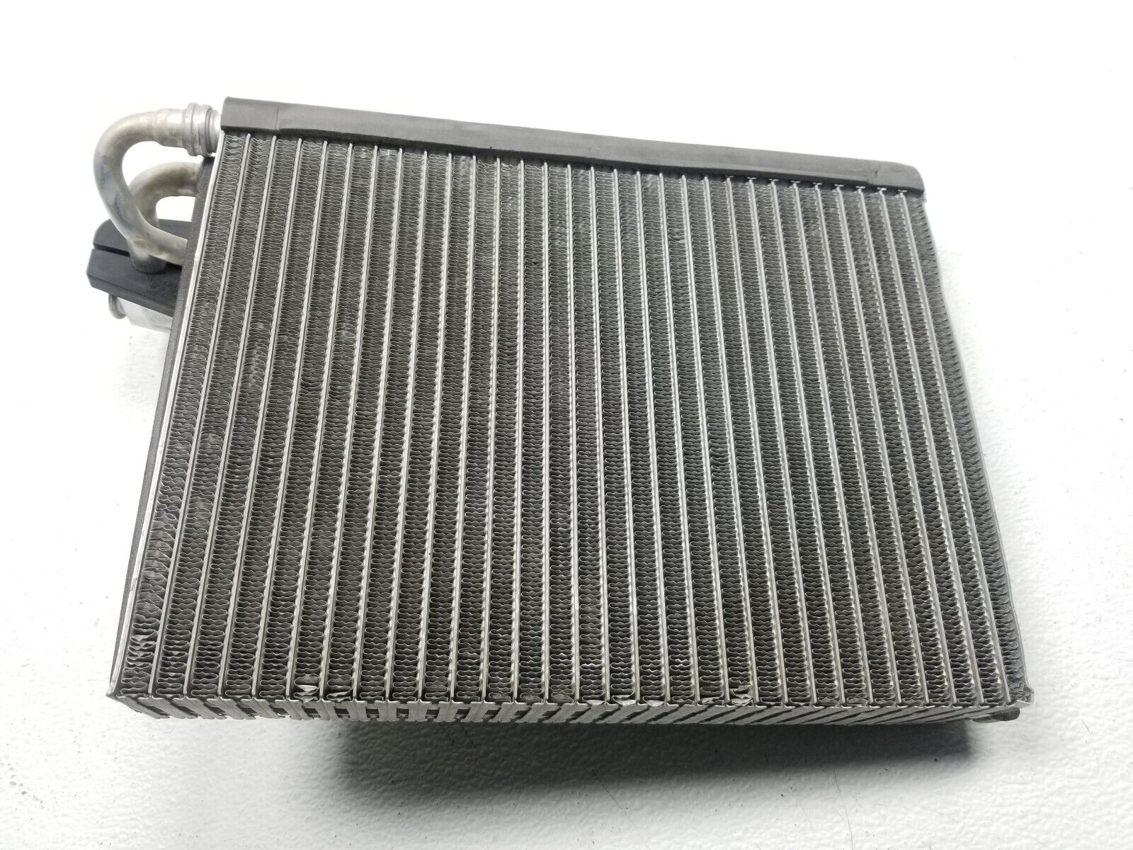 06-11 Mercedes ML500 AC Evaporator Replacement - OEM Quality Auto Part for Cooling System Repair - Perfect for Summer Driving & Road Trips