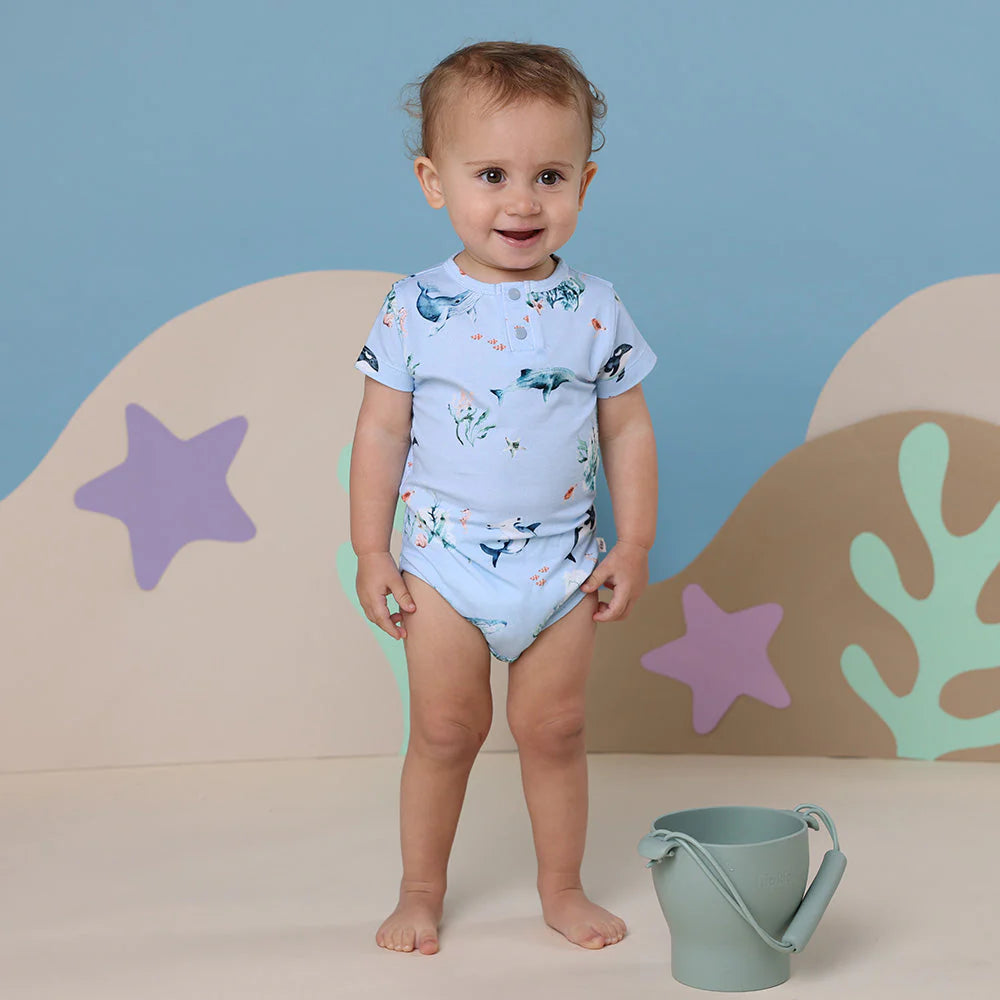 Organic Cotton Short Sleeve Baby Bodysuit - Blue Ocean - Soft & Comfortable Onesie for Newborns & Infants - Perfect for Playtime, Daycare & Family Outings