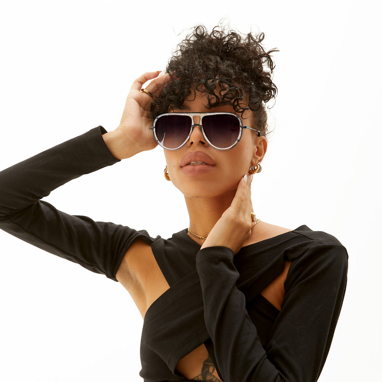 Ivy Luxe Clear Black Tangle-Free Round Aviator Sunglasses for Women - UV Protection, Fashionable & Lightweight - Perfect for Driving, Beach & Outdoor Activities