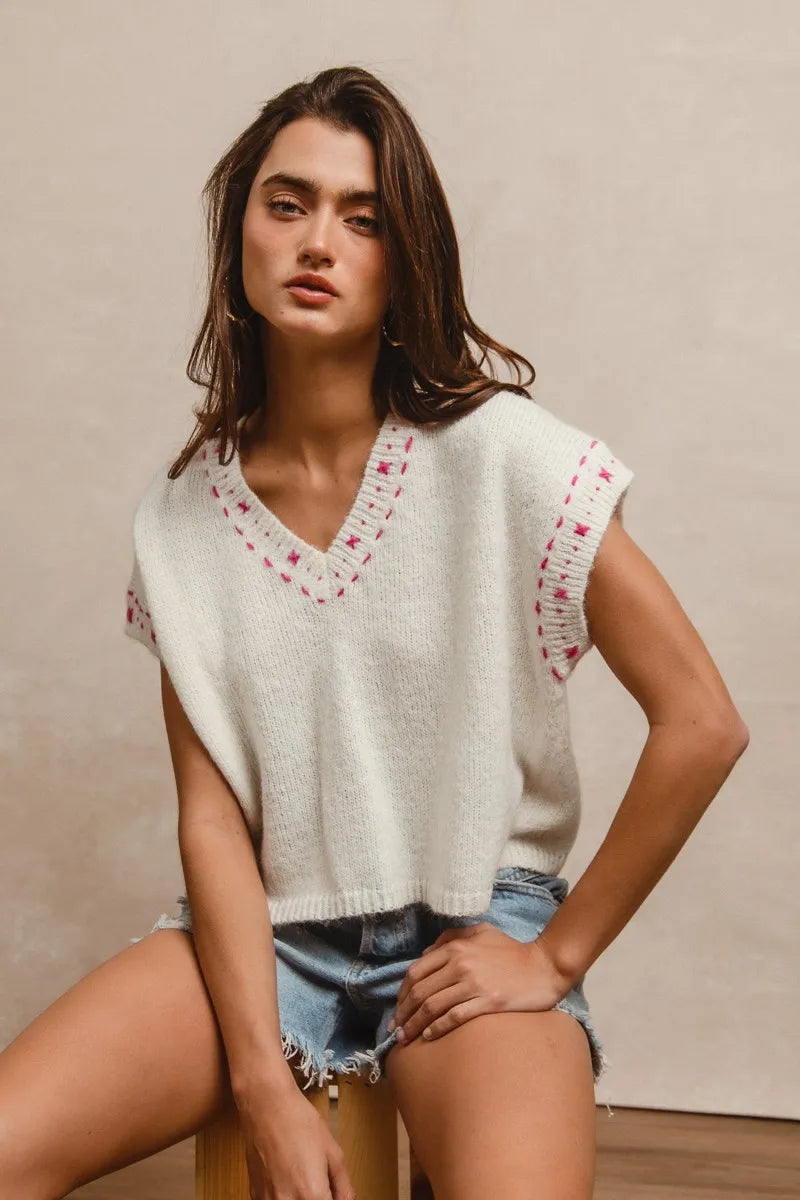 BiBi Knit Solid Contrast Stitch Detail Short Sleeve Sweater for Women | Casual Pullover Top for Spring & Fall | Perfect for Office Wear, Date Nights and Weekend Outfits