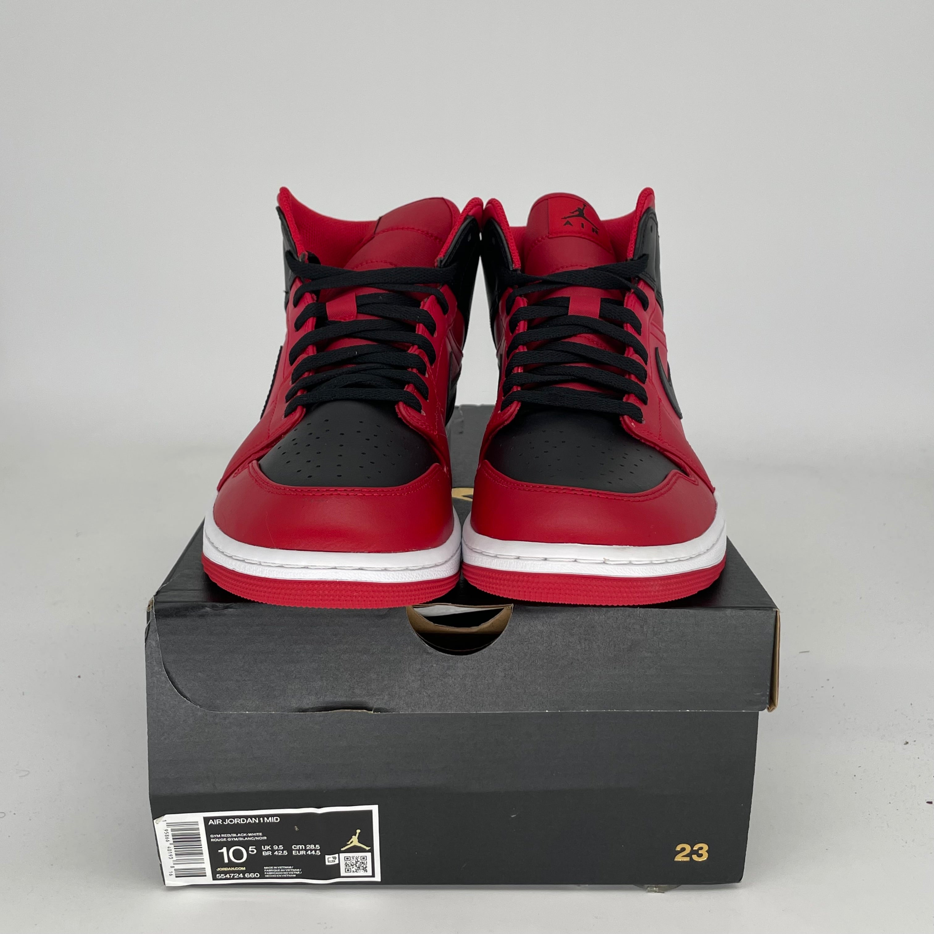 AIR JORDAN 1 MID REVERSE BRED Size 10.5 Men's Basketball Shoes - 554724-660 | Retro Sneakers for Streetwear & Casual Outfits