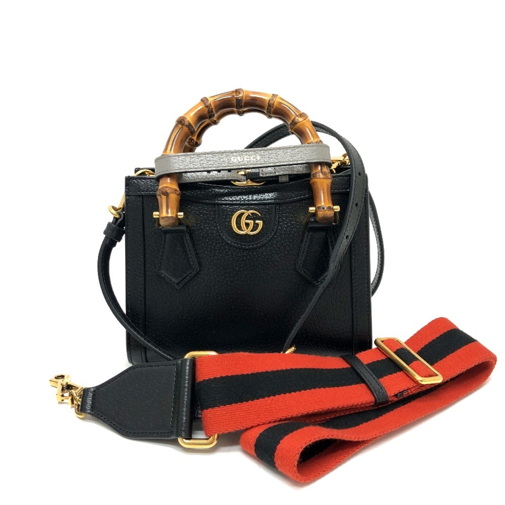 Pre-Owned 222 - Authentic Second-Hand Item | Perfect for Collectors & Vintage Enthusiasts | Great for Home Decor, Gifts & Unique Finds