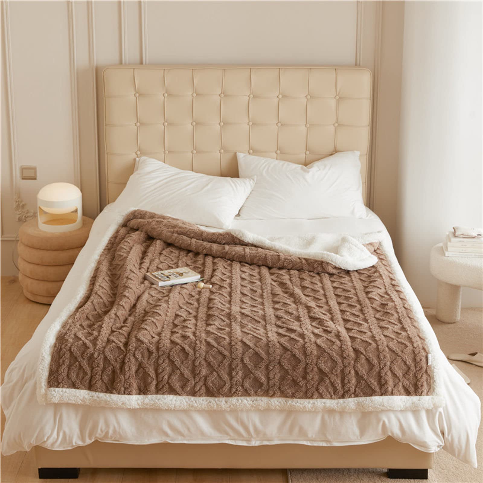 SRGRTRG Fleece Throw Blanket - Ultra Soft & Warm Plush Cozy Blanket | Fluffy Microfiber Anti-Static Blanket for Sofa, Bed & Couch (King Size 80x90 Inches/200x230cm) - Perfect for Winter Nights, Movie Time & Home Decor