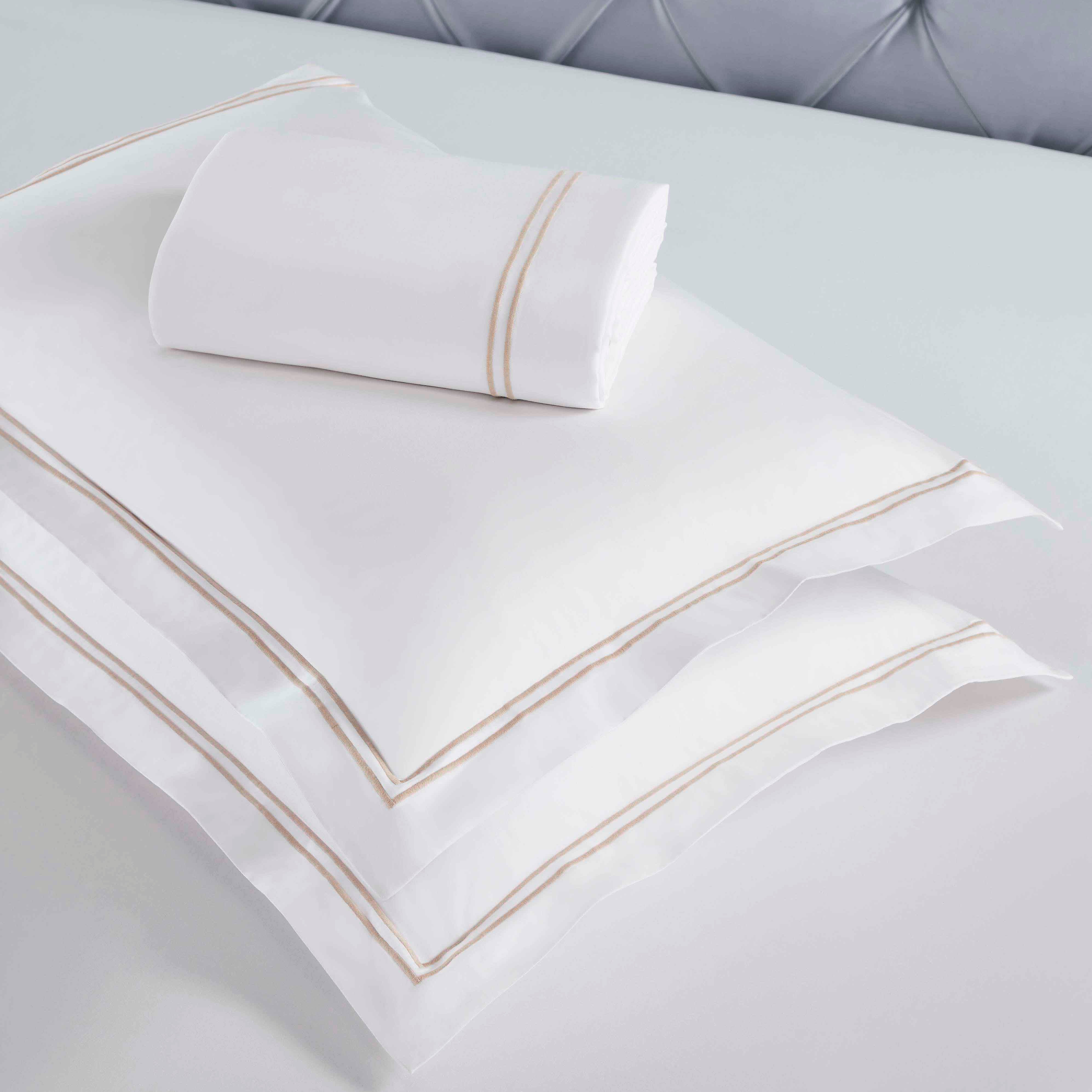 Spring Blooms Cotton 2-Line Embroidered 3-Piece Duvet Cover Set - Soft & Breathable Bedding for Master Bedroom, Guest Room & Dorm