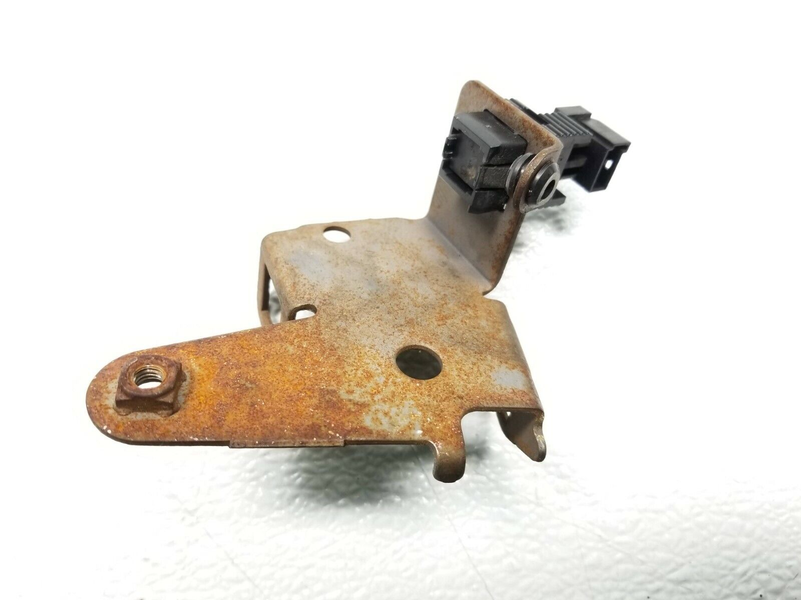 BMW E46 325xi Manual Transmission Brake Pedal Switch OEM Replacement Part - Perfect for DIY Car Repairs & Maintenance