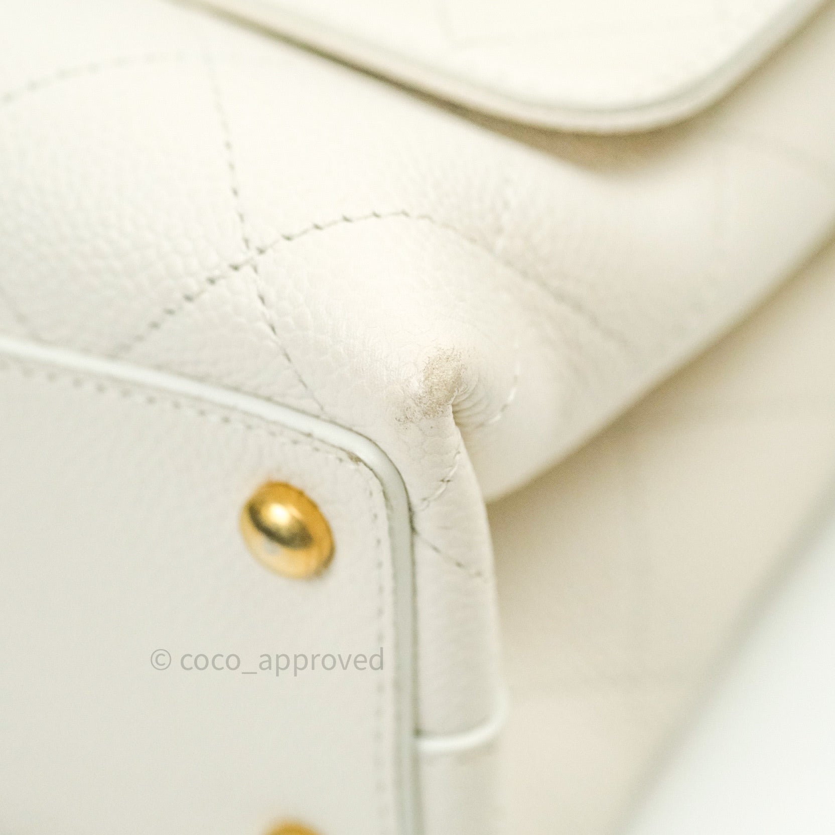 Chanel Chic Affinity Medium Grained Calfskin Handbag with White Gold Hardware - Luxury Designer Crossbody Bag for Women, Perfect for Parties & Evening Events