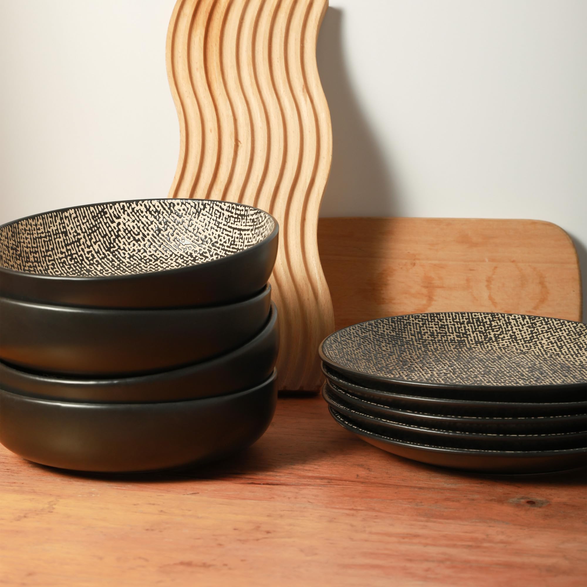 Sophie Rustic Stoneware Dinnerware Set for 4 - 16 Piece Brown & White Textured Plates & Bowls - Durable Stone Lain Ceramic for Farmhouse Dining, Family Meals & Entertaining